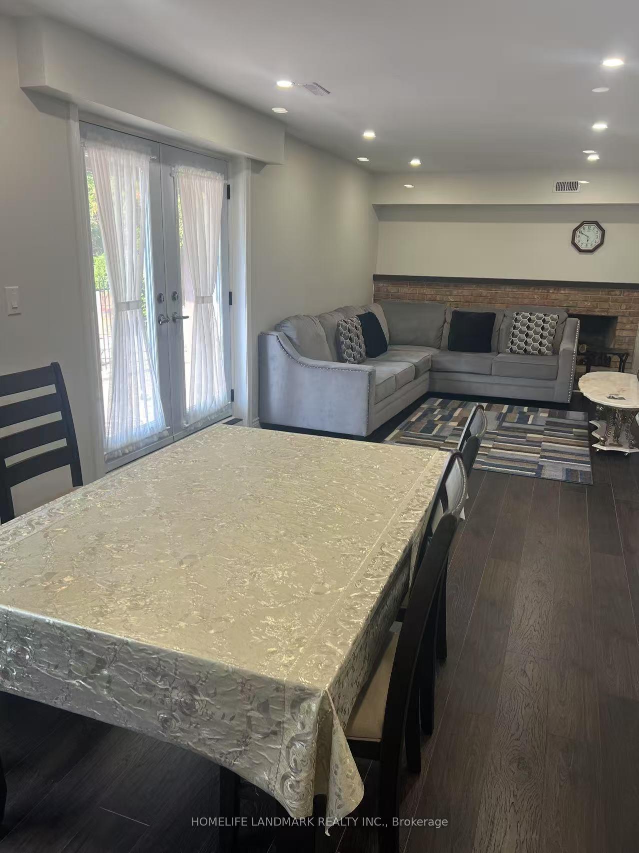 Photo 3 of Unit Bsmt, 8 Pine Knoll Gate, Markham, Bayview Fairway-Bayview Country Club Estates — HOMEH