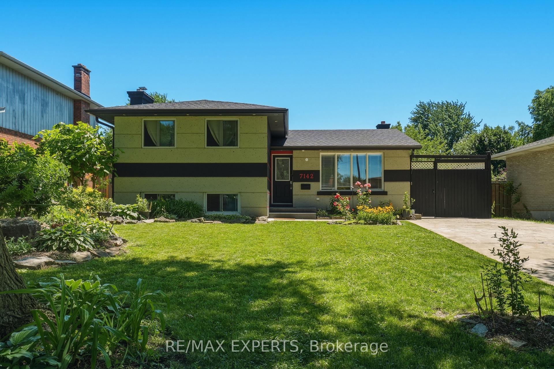 Photo 2 of 7142 Rosseau Place, Niagara Falls, Casey — HOMEH