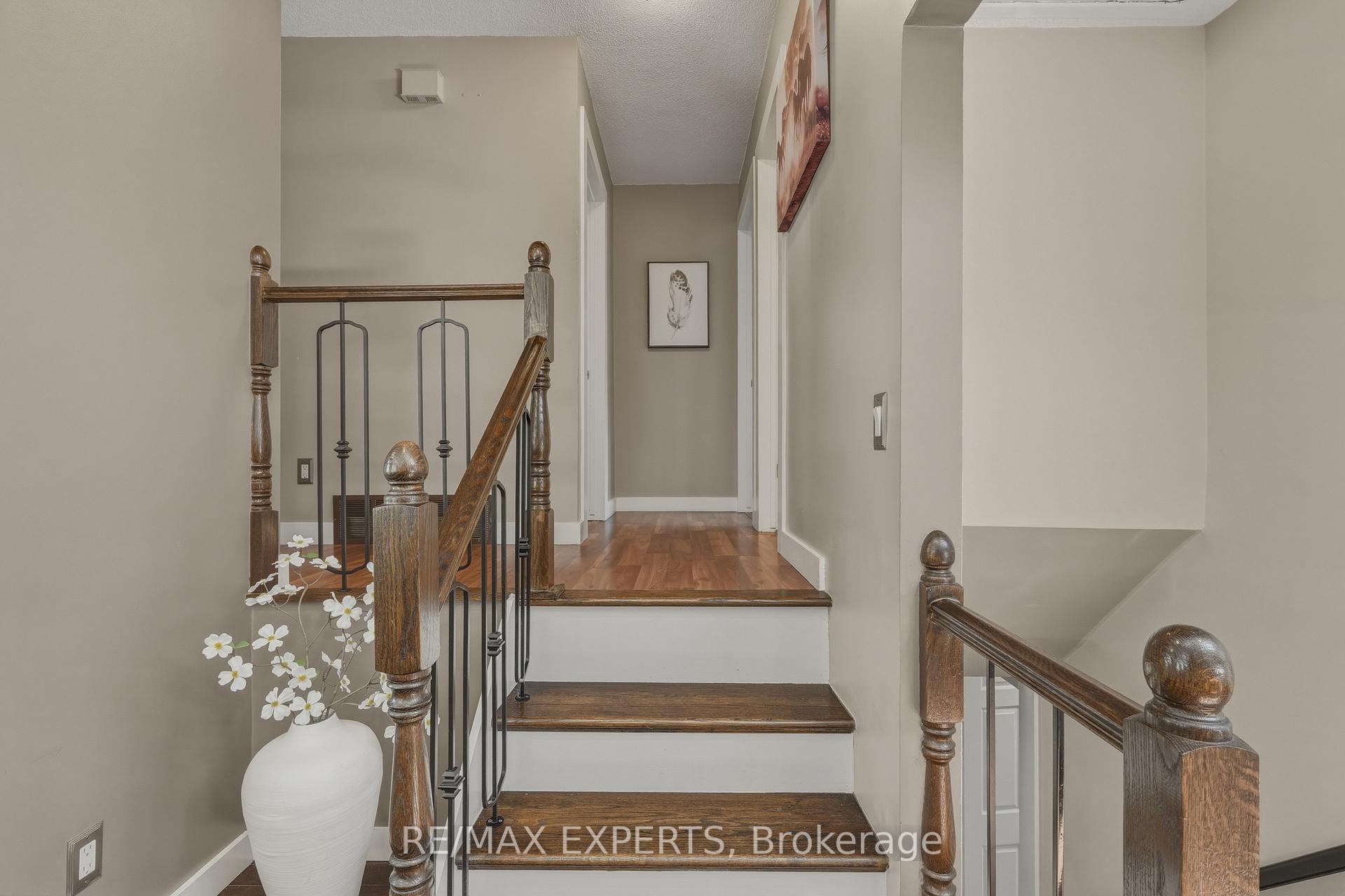Photo 19 of 7142 Rosseau Place, Niagara Falls, Casey — HOMEH