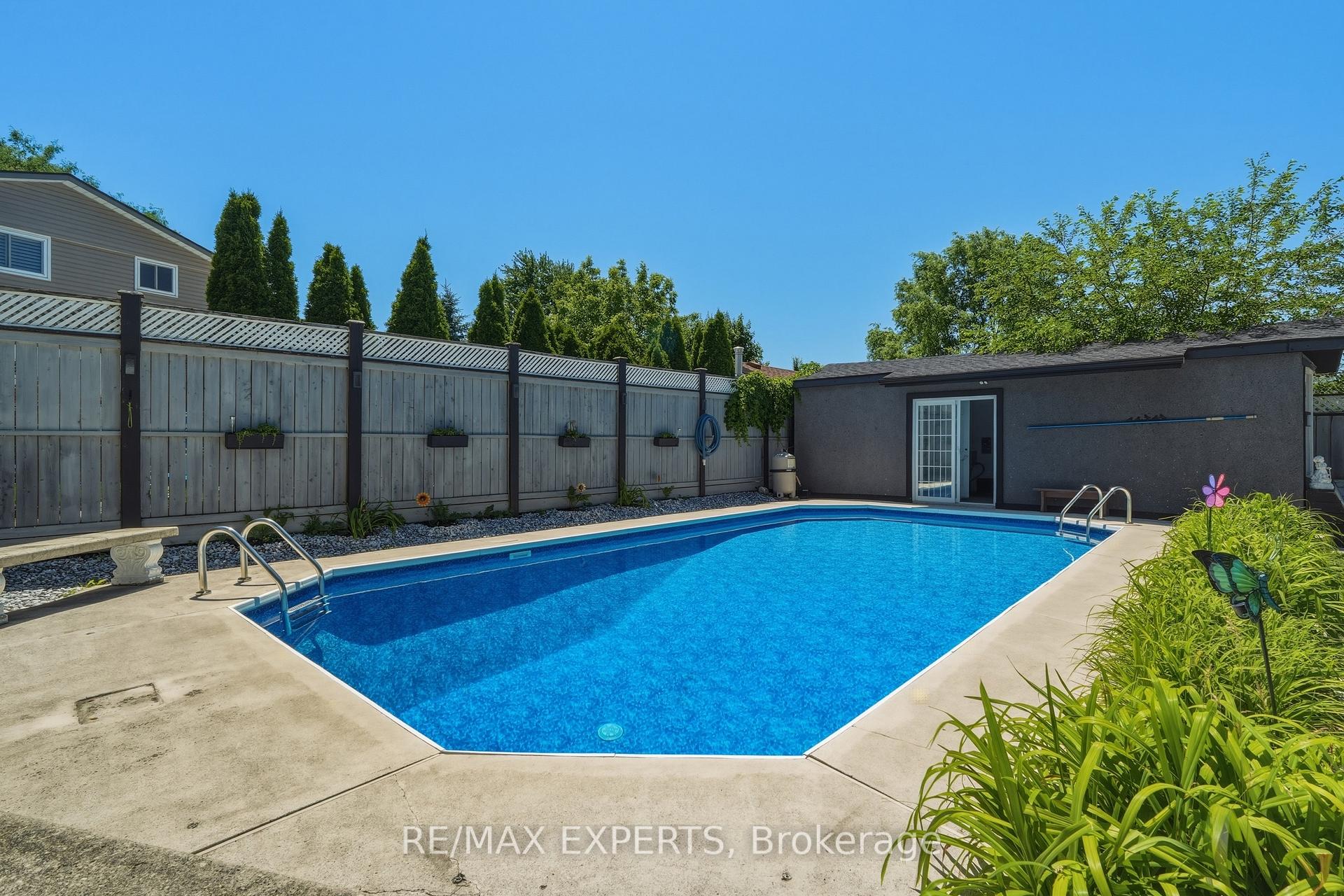 Photo 40 of 7142 Rosseau Place, Niagara Falls, Casey — HOMEH