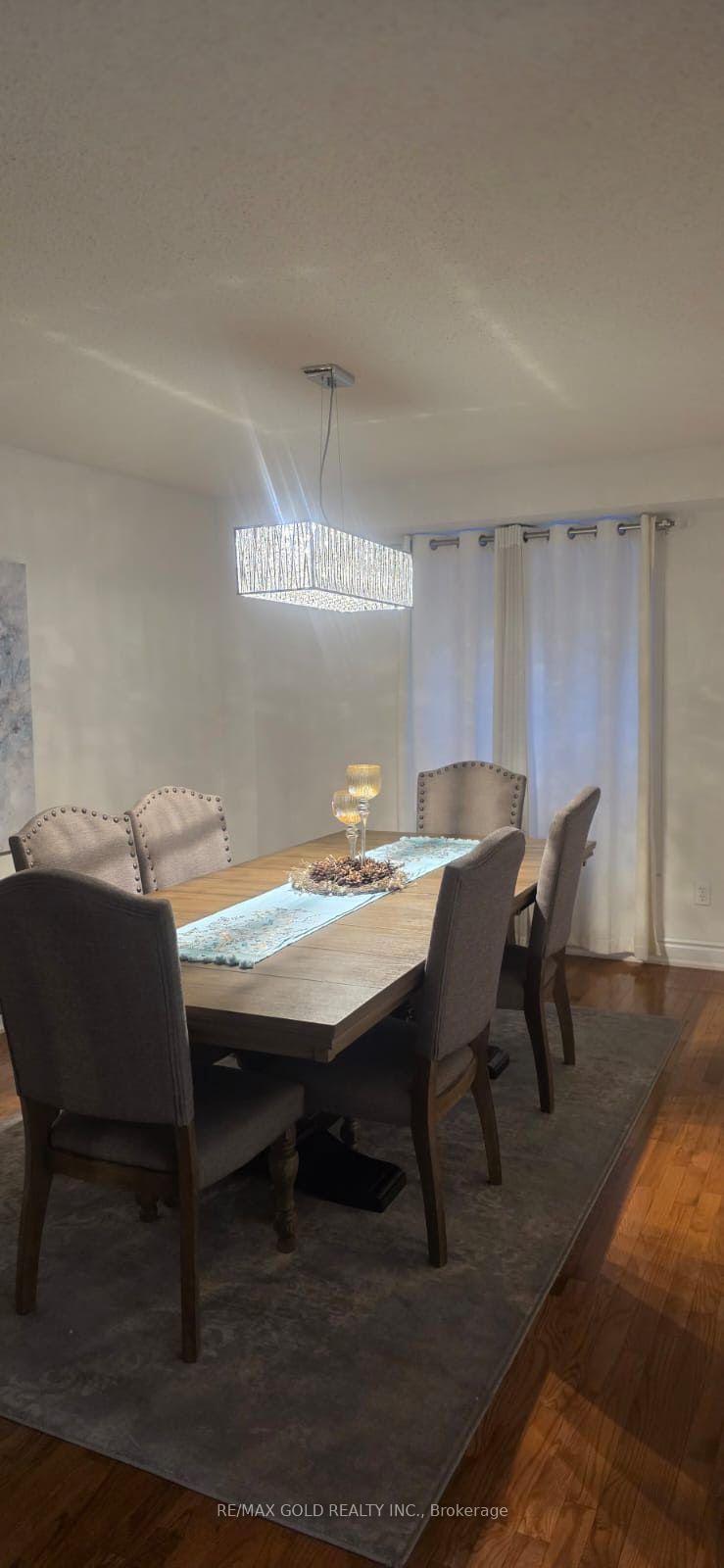 Photo 14 of 57 River Rock Crescent, Brampton, Fletcher's Meadow — HOMEH