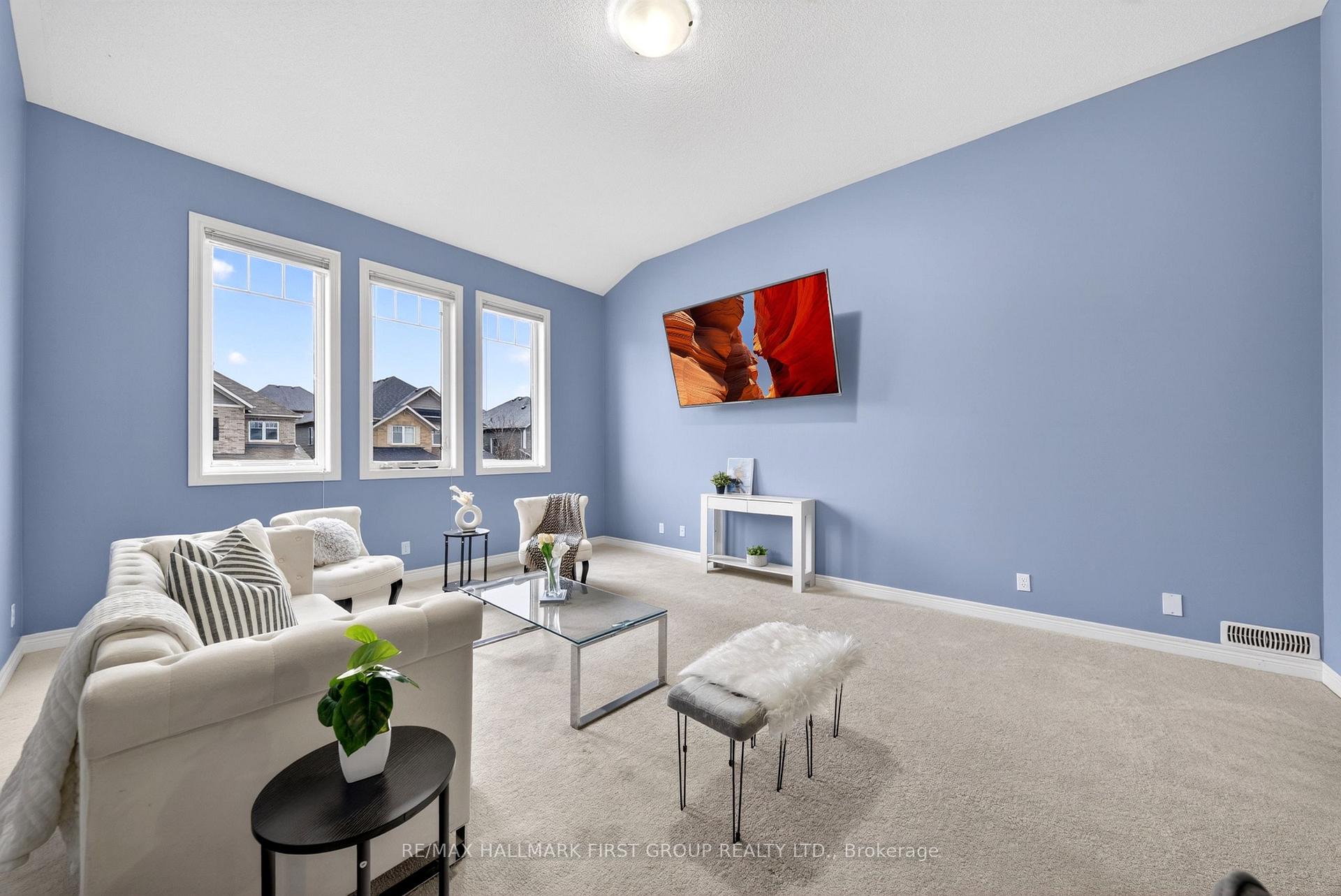 Photo 18 of 121 Blackwell Crescent, Oshawa, Windfields — HOMEH