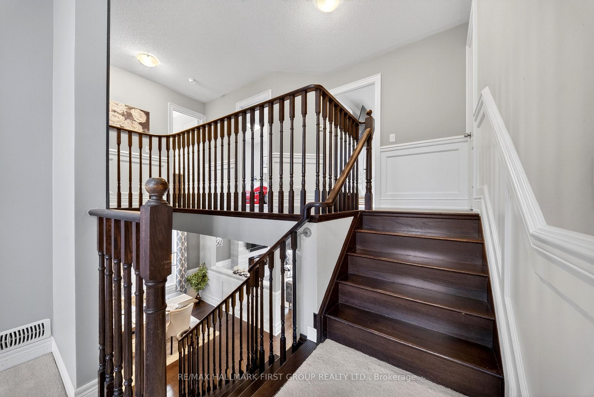 Photo 21 of 121 Blackwell Crescent, Oshawa, Windfields — HOMEH