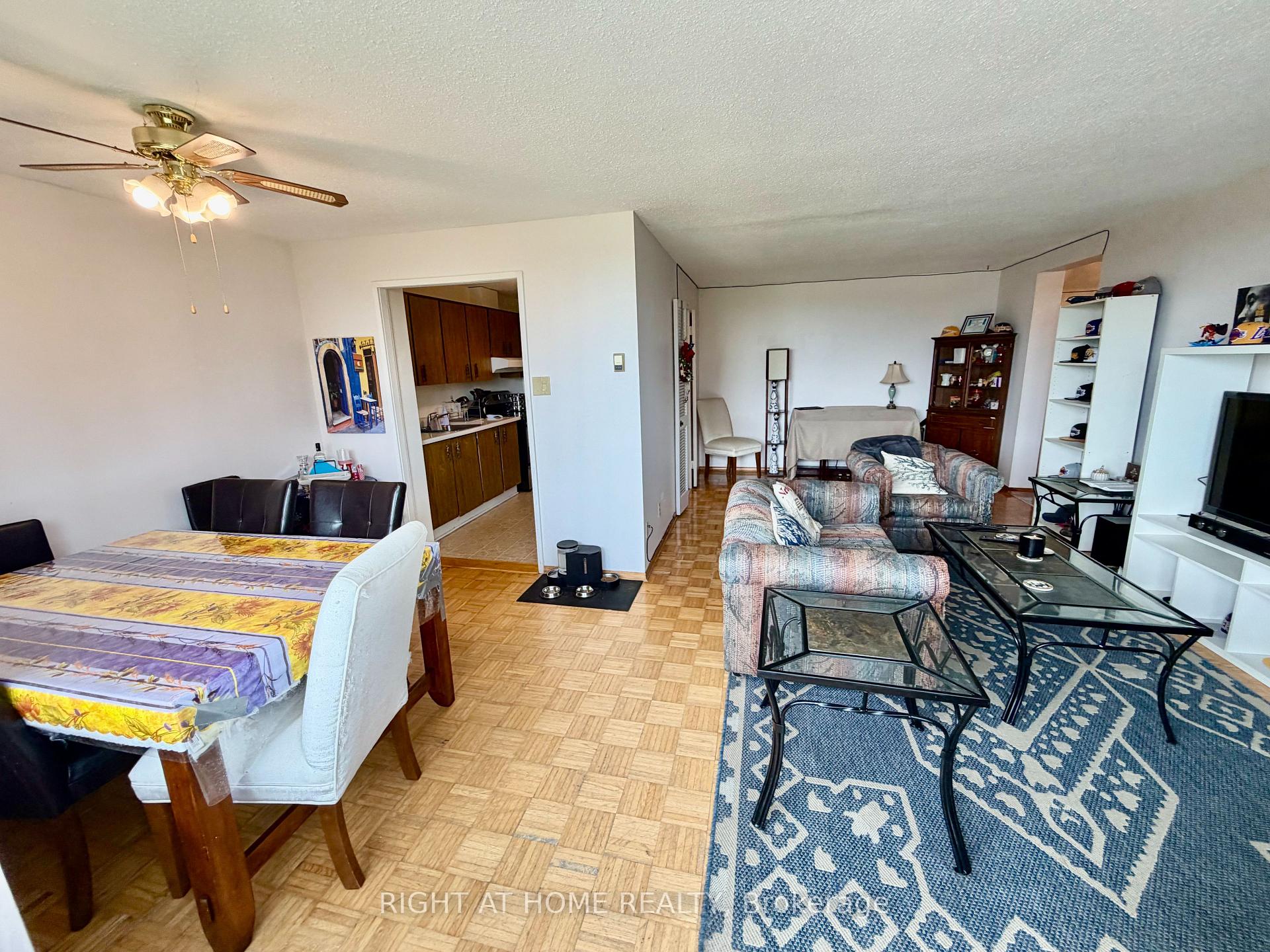 Photo 5 of Unit 601, 1505 Baseline Road, Ottawa, Copeland Park — HOMEH
