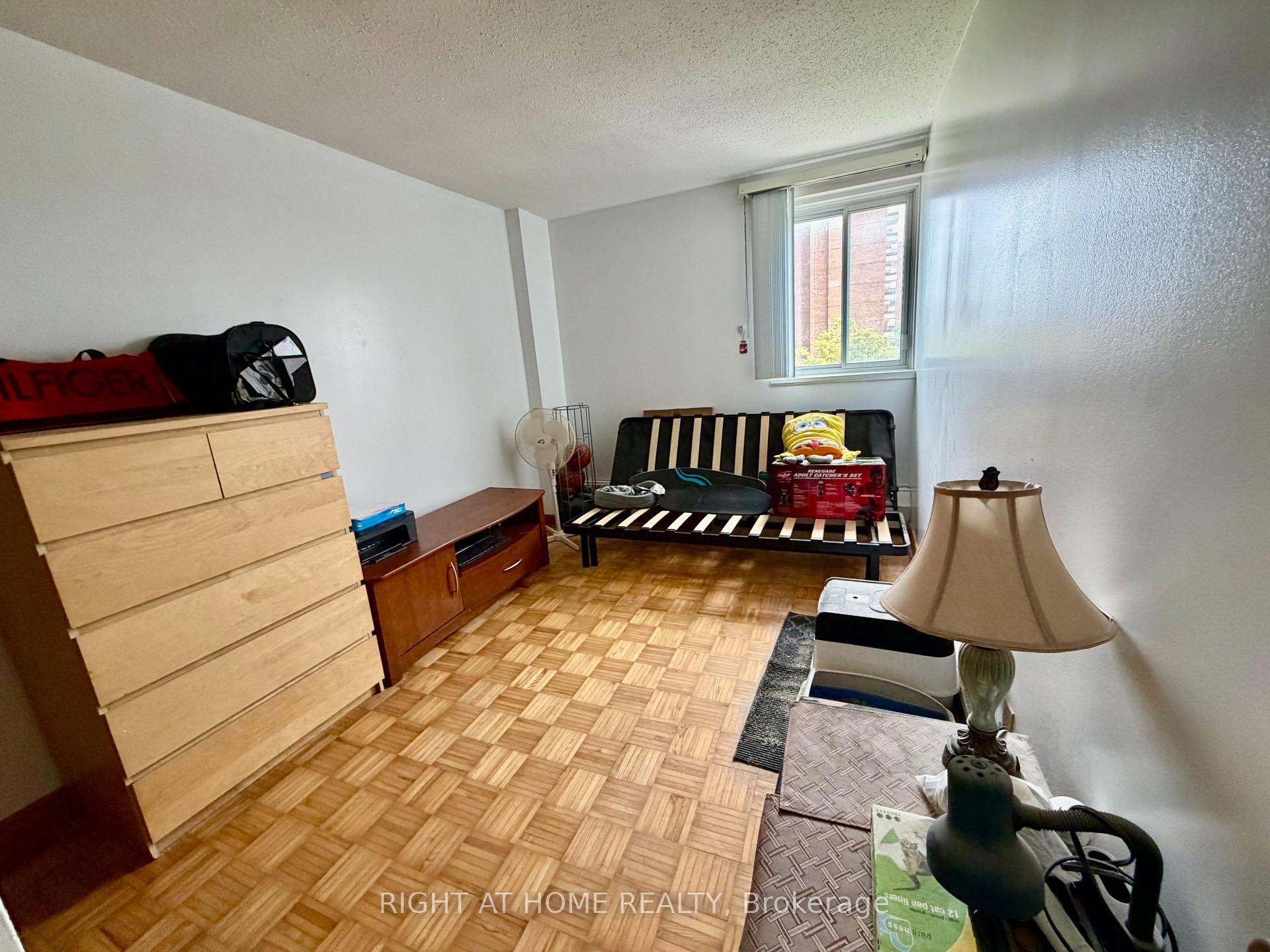 Photo 12 of Unit 601, 1505 Baseline Road, Ottawa, Copeland Park — HOMEH