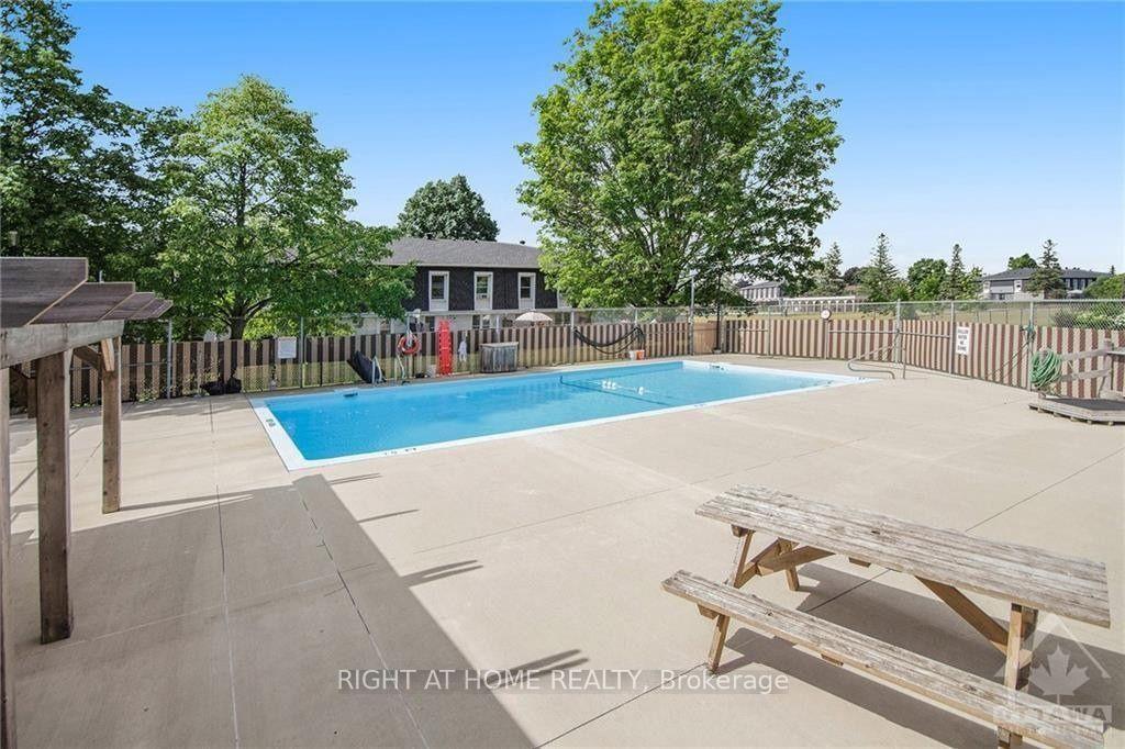 Photo 17 of Unit 601, 1505 Baseline Road, Ottawa, Copeland Park — HOMEH