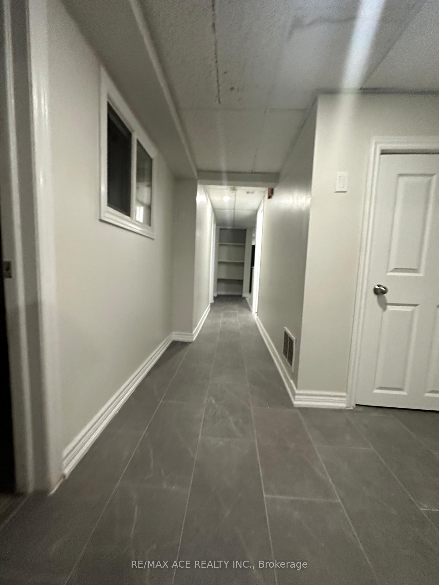 Photo 2 of Unit Bsmt, 23 Gemshaw Crescent, Scarborough, Malvern — HOMEH