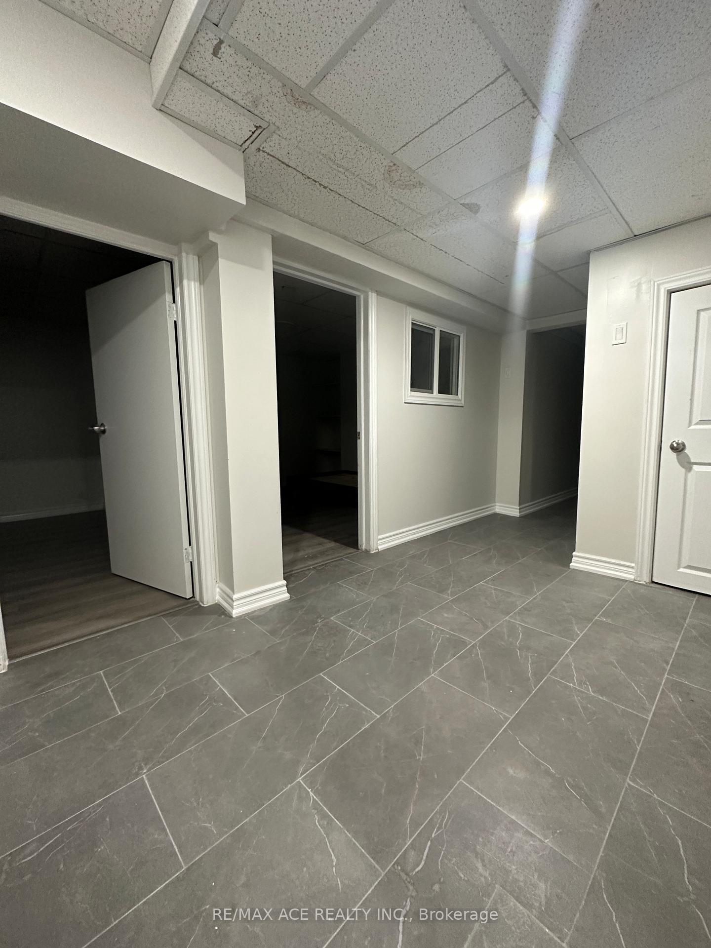 Photo 3 of Unit Bsmt, 23 Gemshaw Crescent, Scarborough, Malvern — HOMEH
