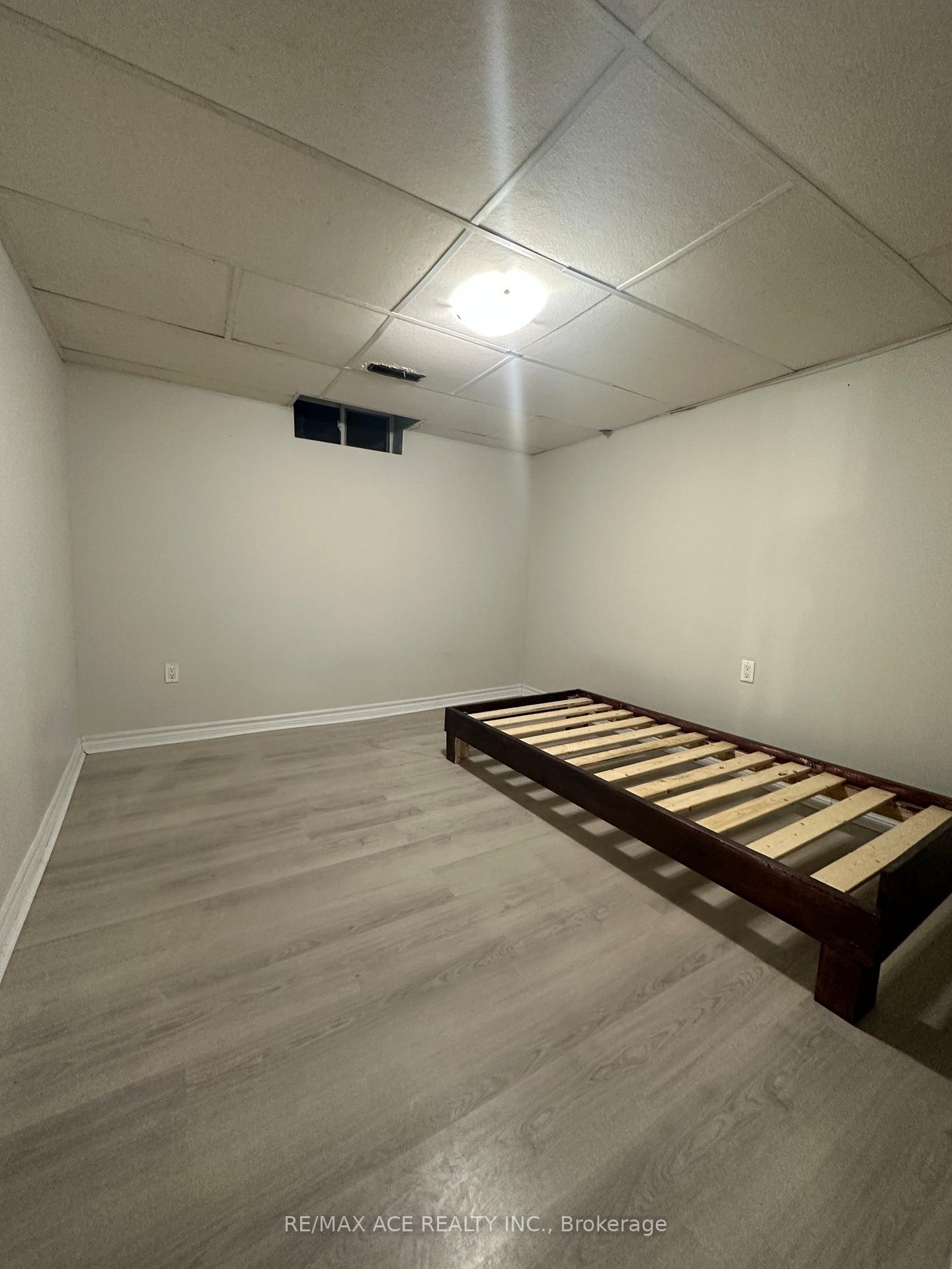 Photo 8 of Unit Bsmt, 23 Gemshaw Crescent, Scarborough, Malvern — HOMEH