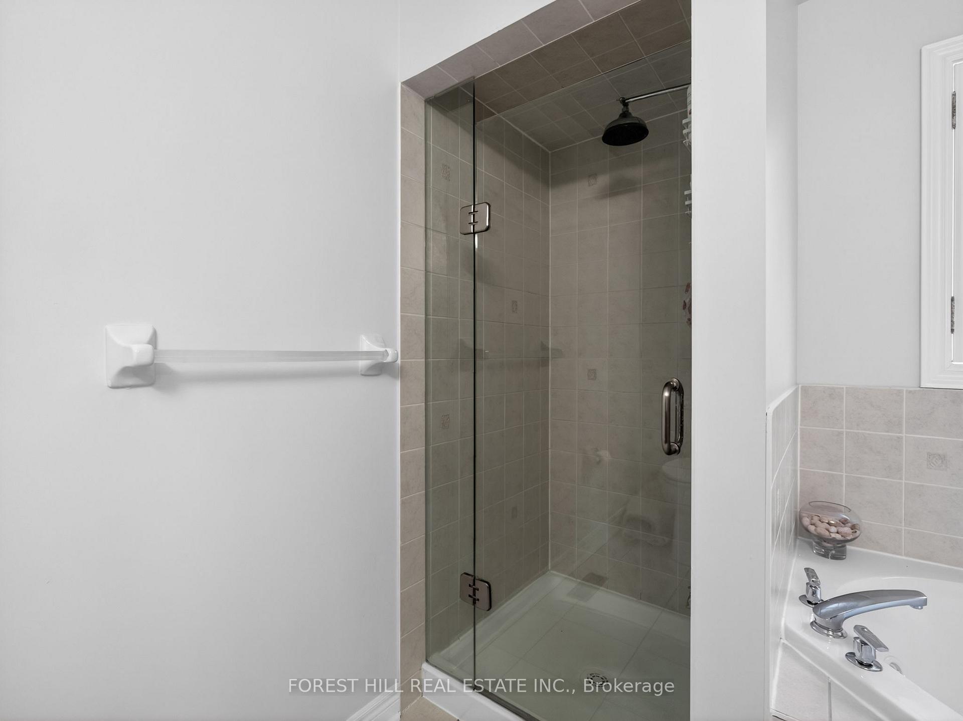 Photo 32 of 120 Sandwood Drive, Vaughan, Patterson — HOMEH