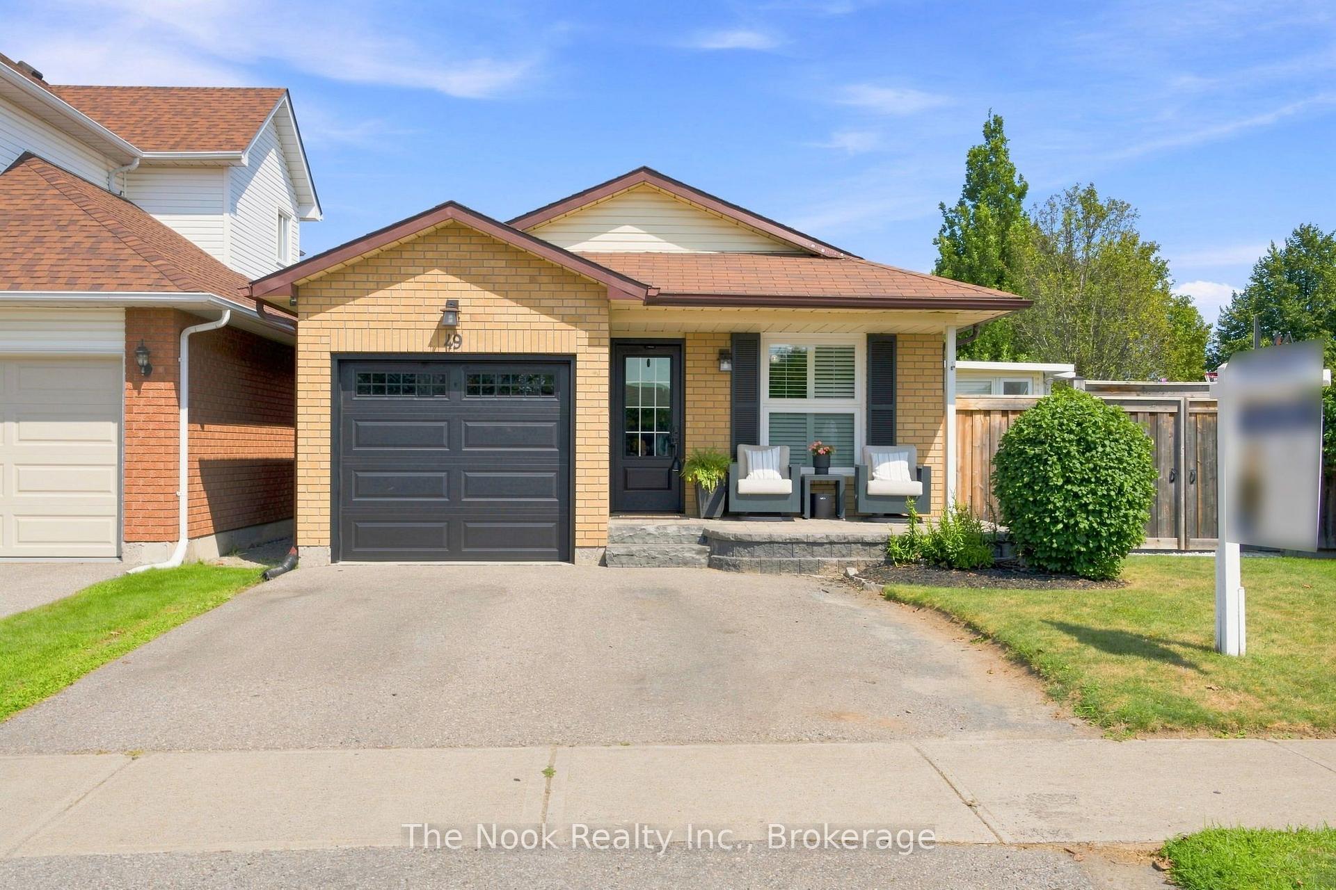 Photo 1 of 49 Granville Drive, Clarington, Courtice — HOMEH