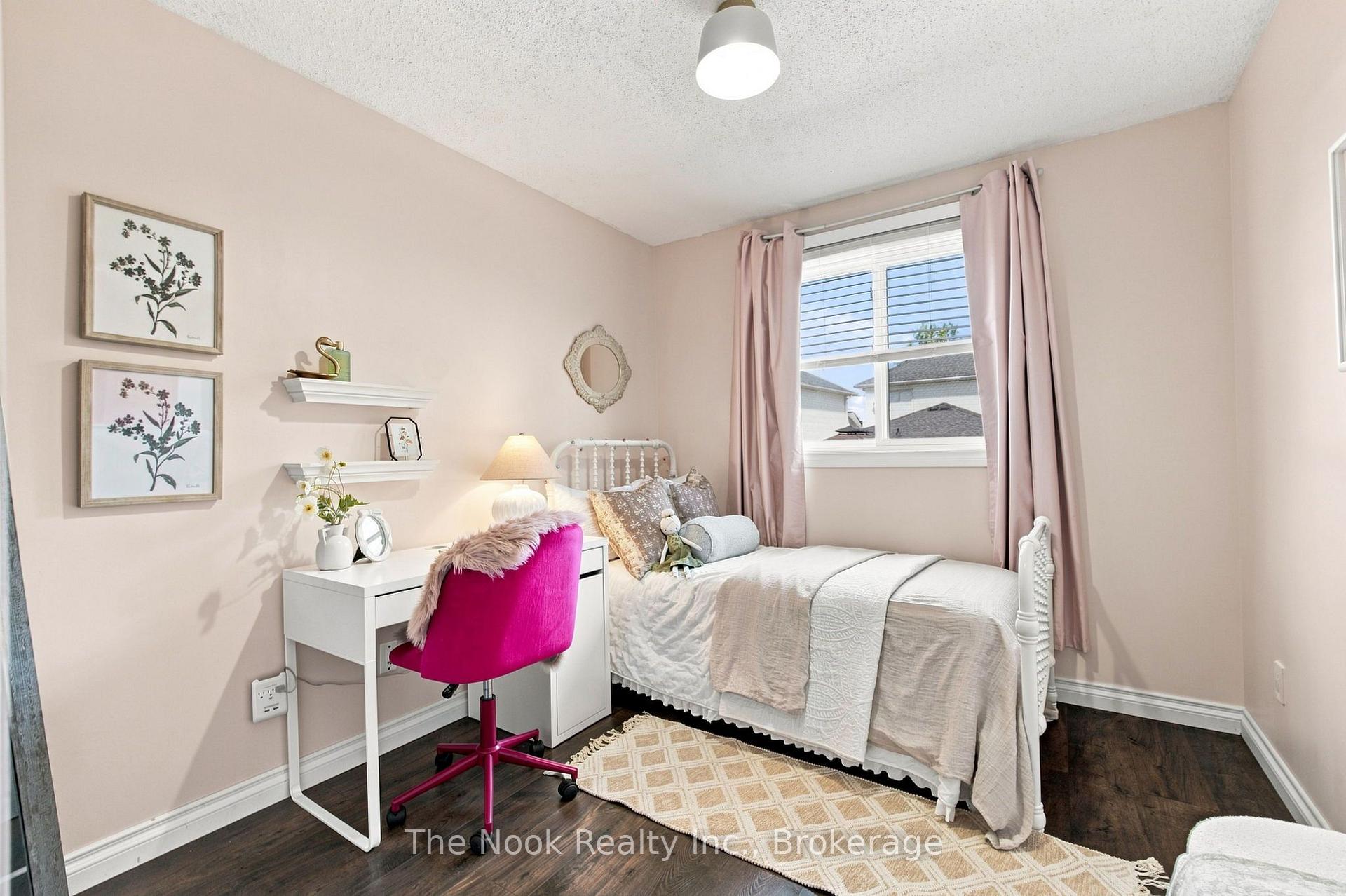 Photo 16 of 49 Granville Drive, Clarington, Courtice — HOMEH
