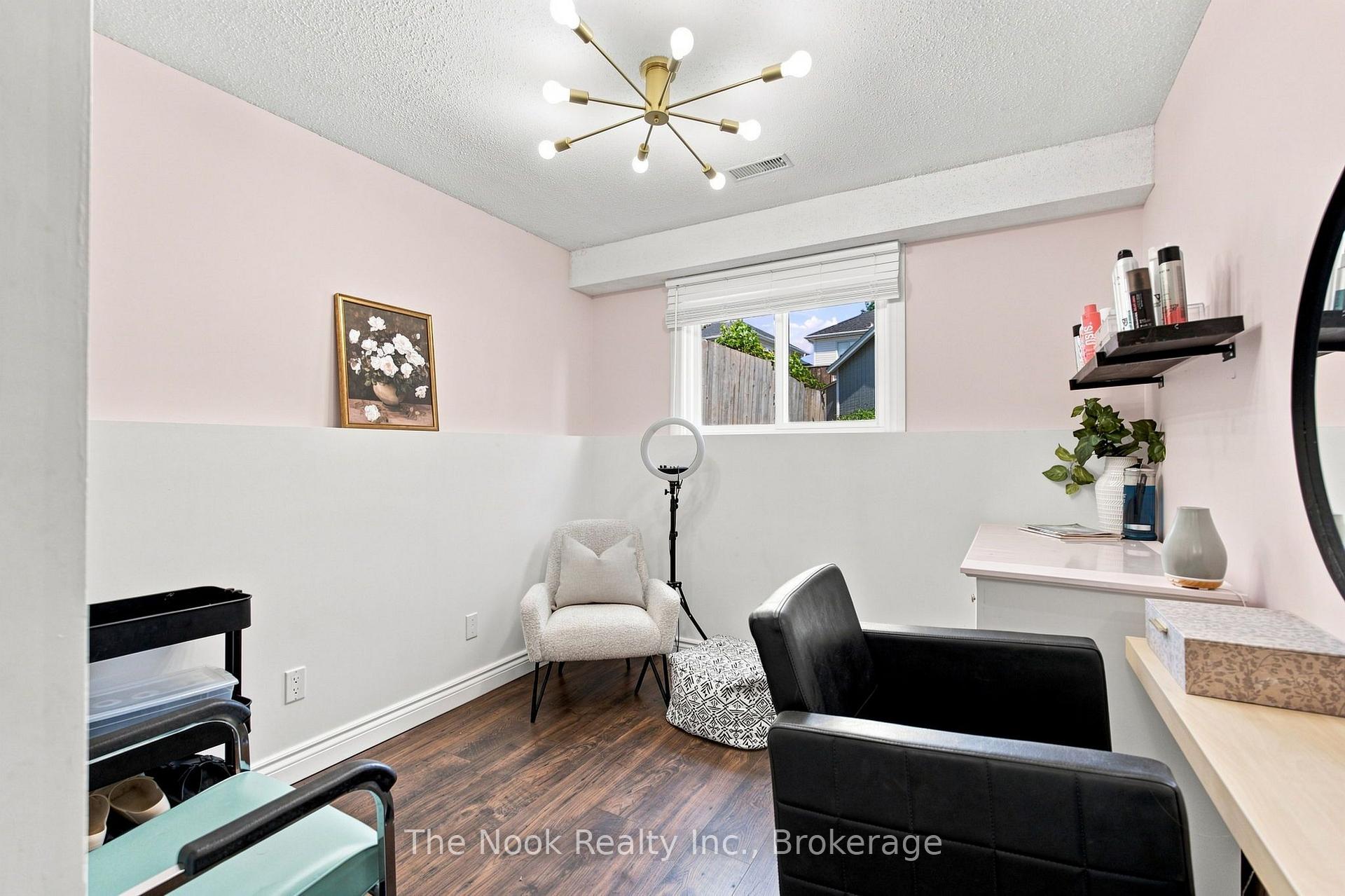 Photo 20 of 49 Granville Drive, Clarington, Courtice — HOMEH