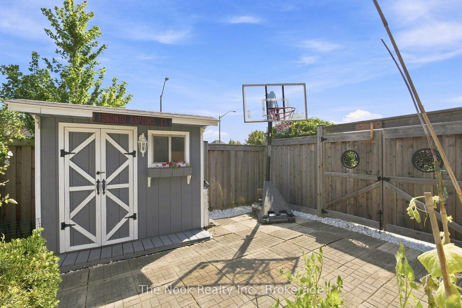 Photo 25 of 49 Granville Drive, Clarington, Courtice — HOMEH