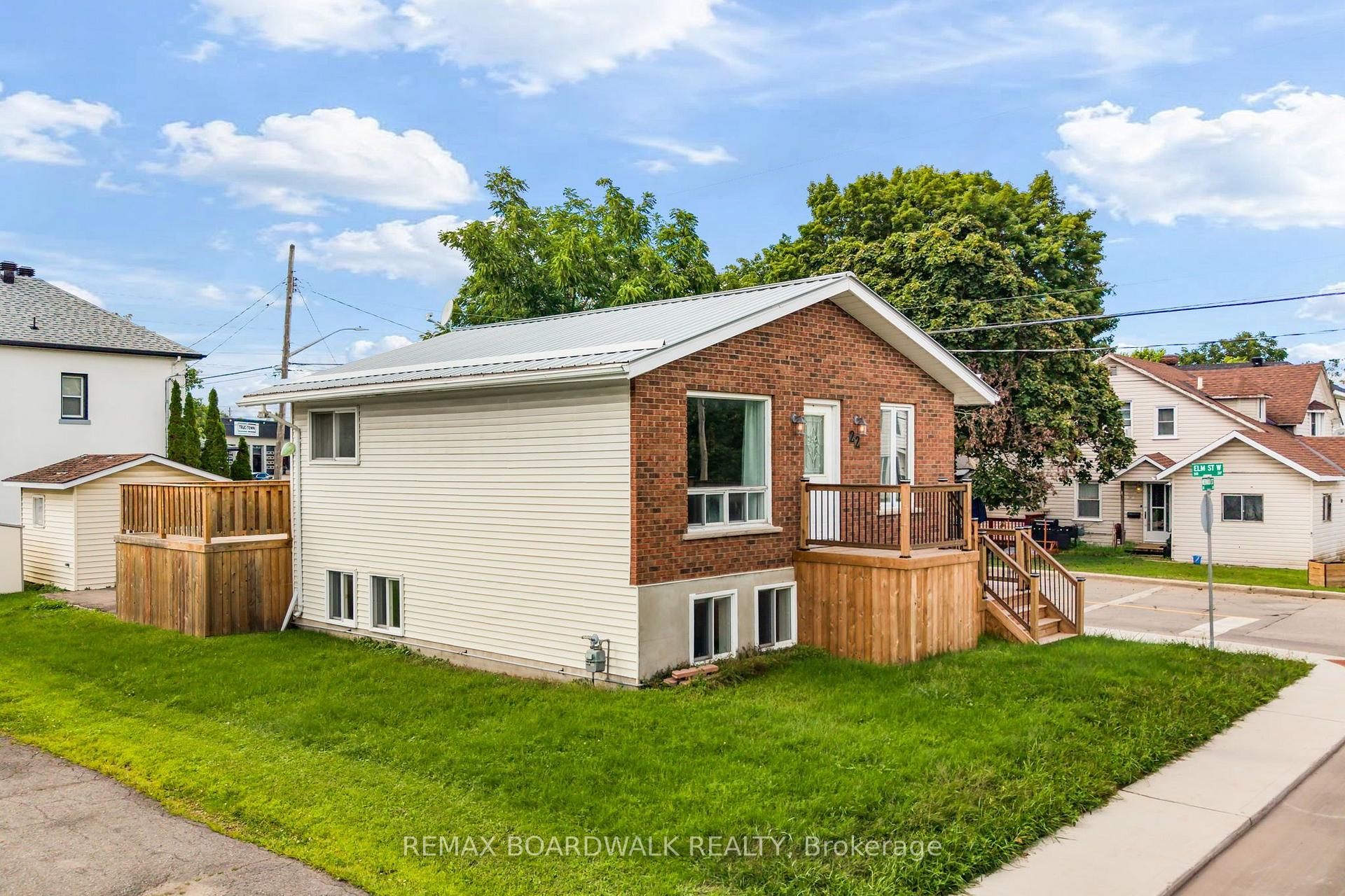 Photo 2 of 22 Merrick Street, Smiths Falls, Smiths Falls — HOMEH