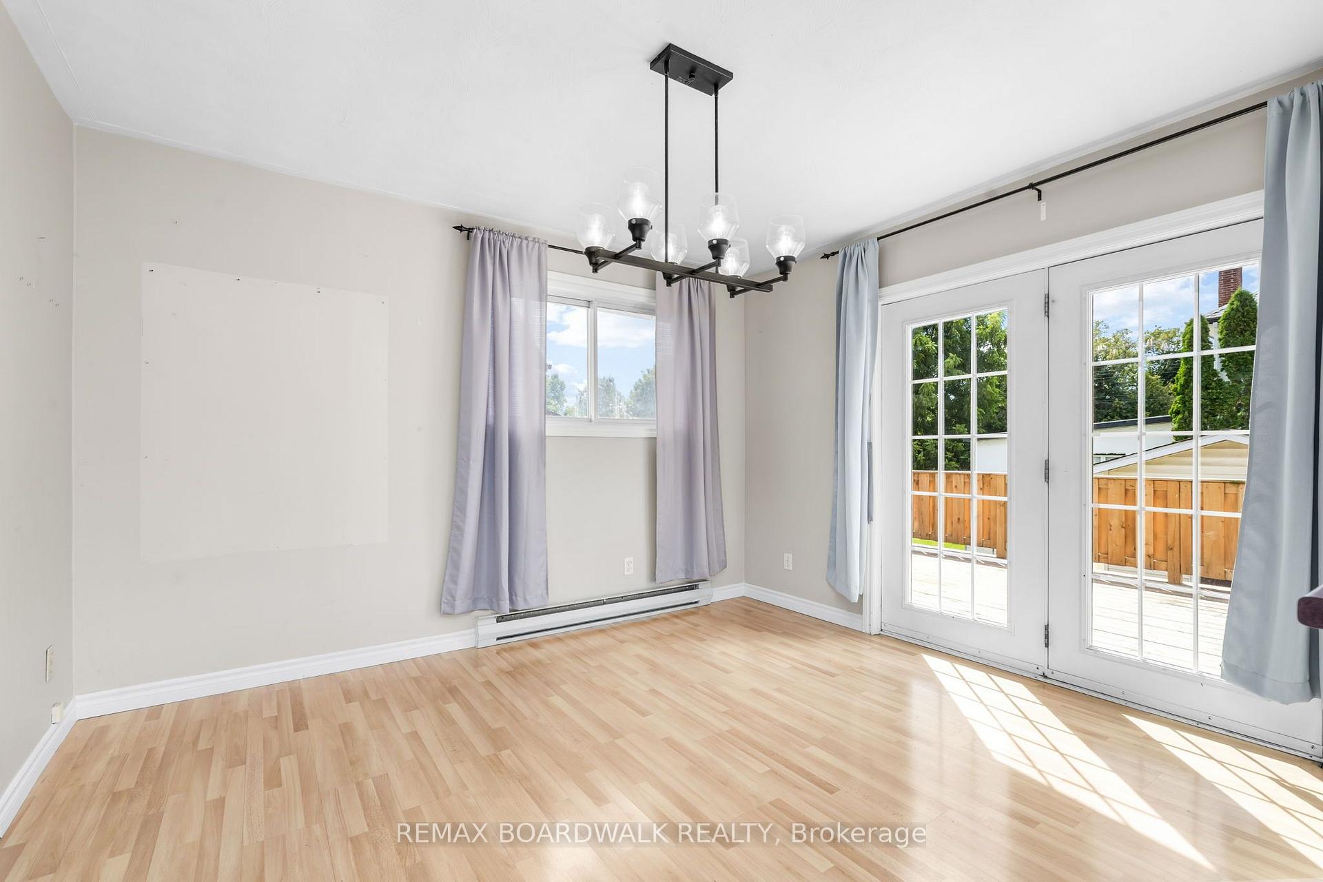 Photo 9 of 22 Merrick Street, Smiths Falls, Smiths Falls — HOMEH