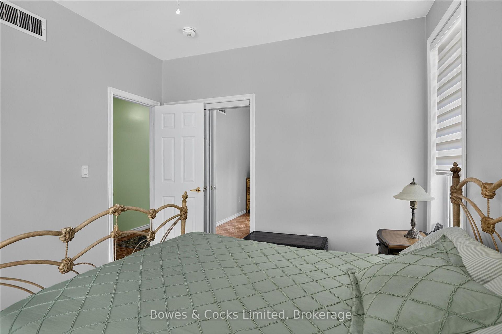 Photo 17 of 1244 Vick Road, Minden Hills, Snowdon — HOMEH