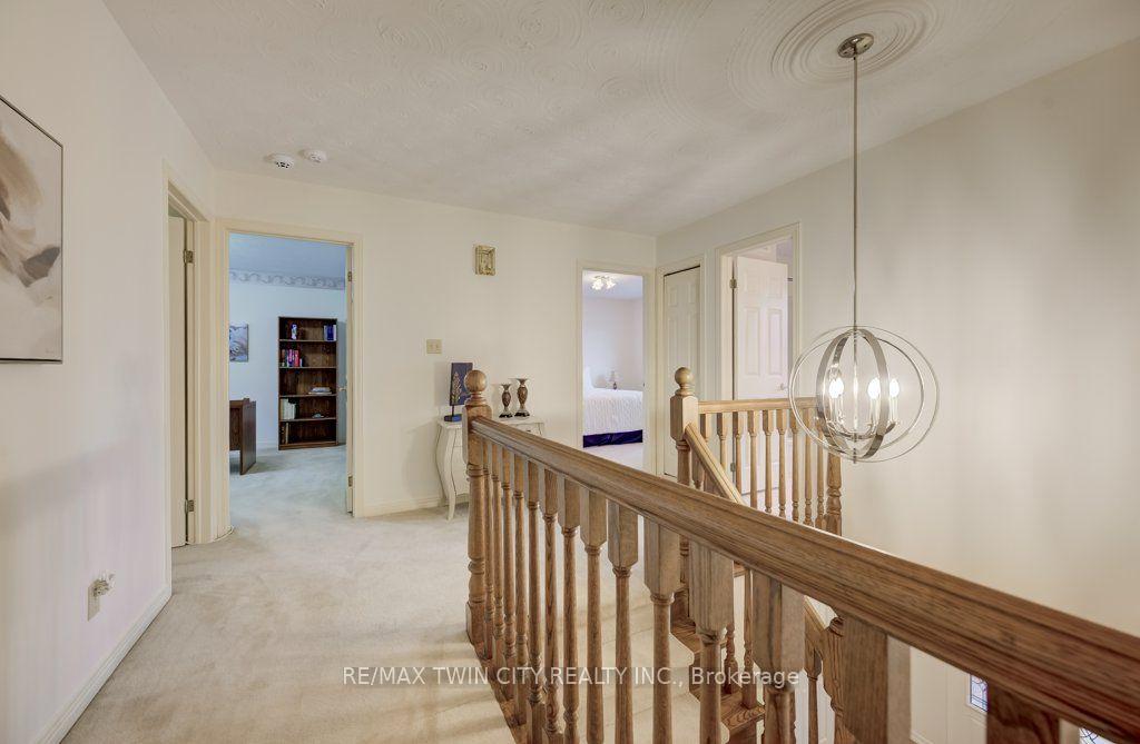 Photo 23 of 449 Knightsbridge Court, Waterloo, Upper Beechwood — HOMEH