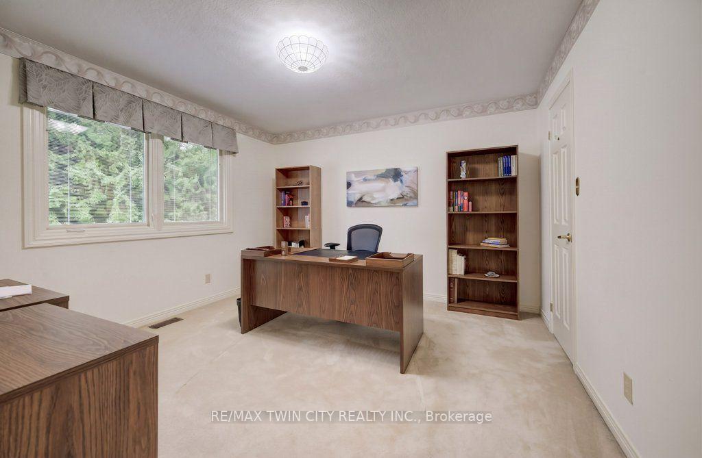 Photo 31 of 449 Knightsbridge Court, Waterloo, Upper Beechwood — HOMEH