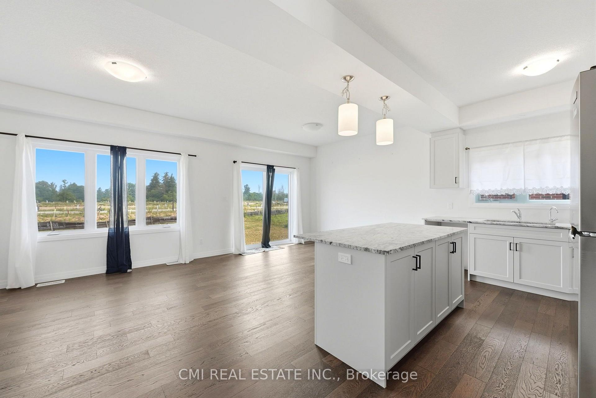 Photo 5 of 128 Dempsey Drive, Stratford — HOMEH