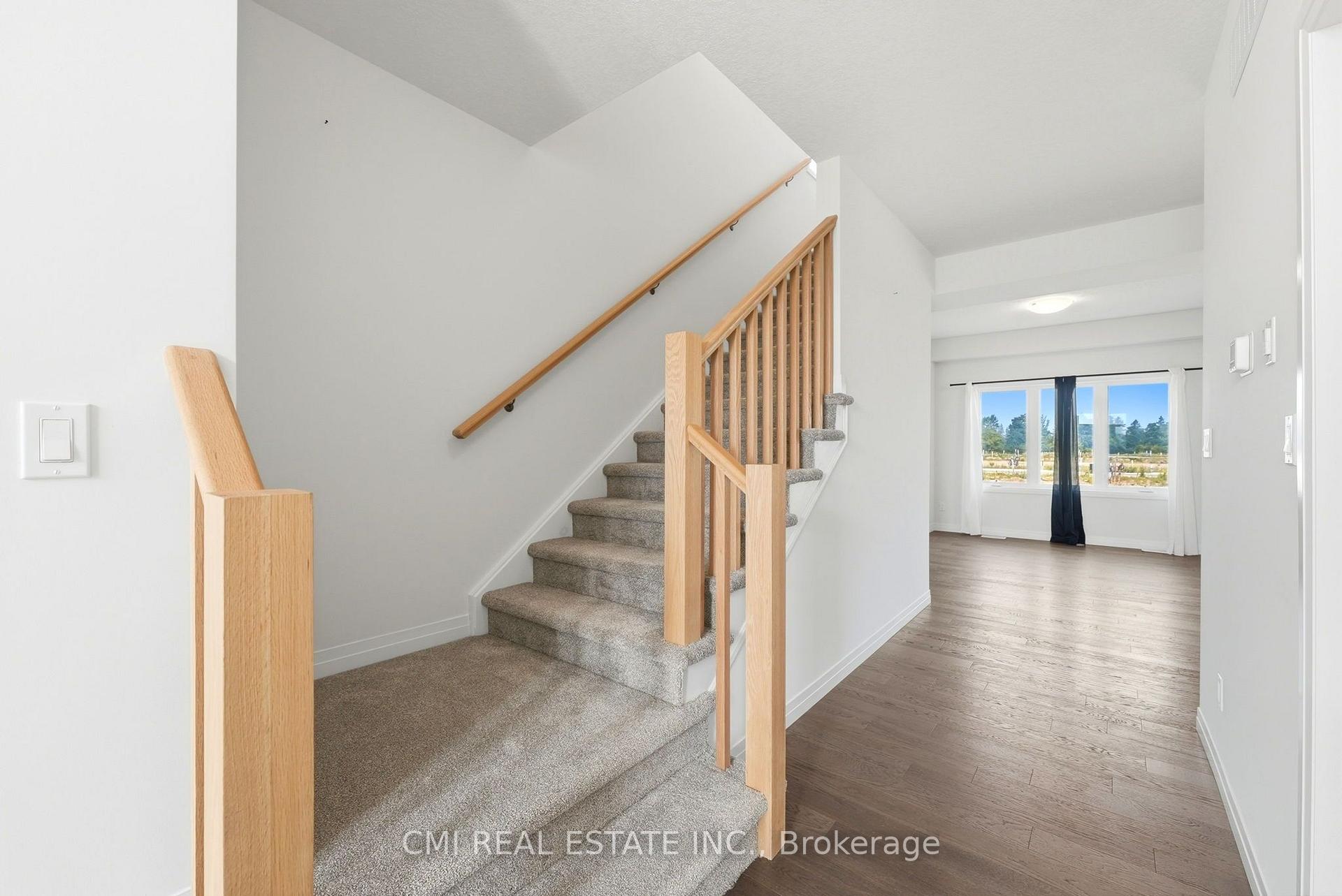 Photo 13 of 128 Dempsey Drive, Stratford — HOMEH