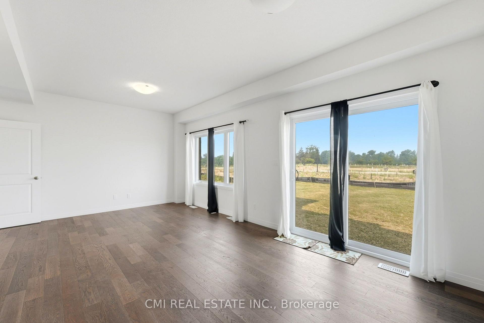 Photo 14 of 128 Dempsey Drive, Stratford — HOMEH