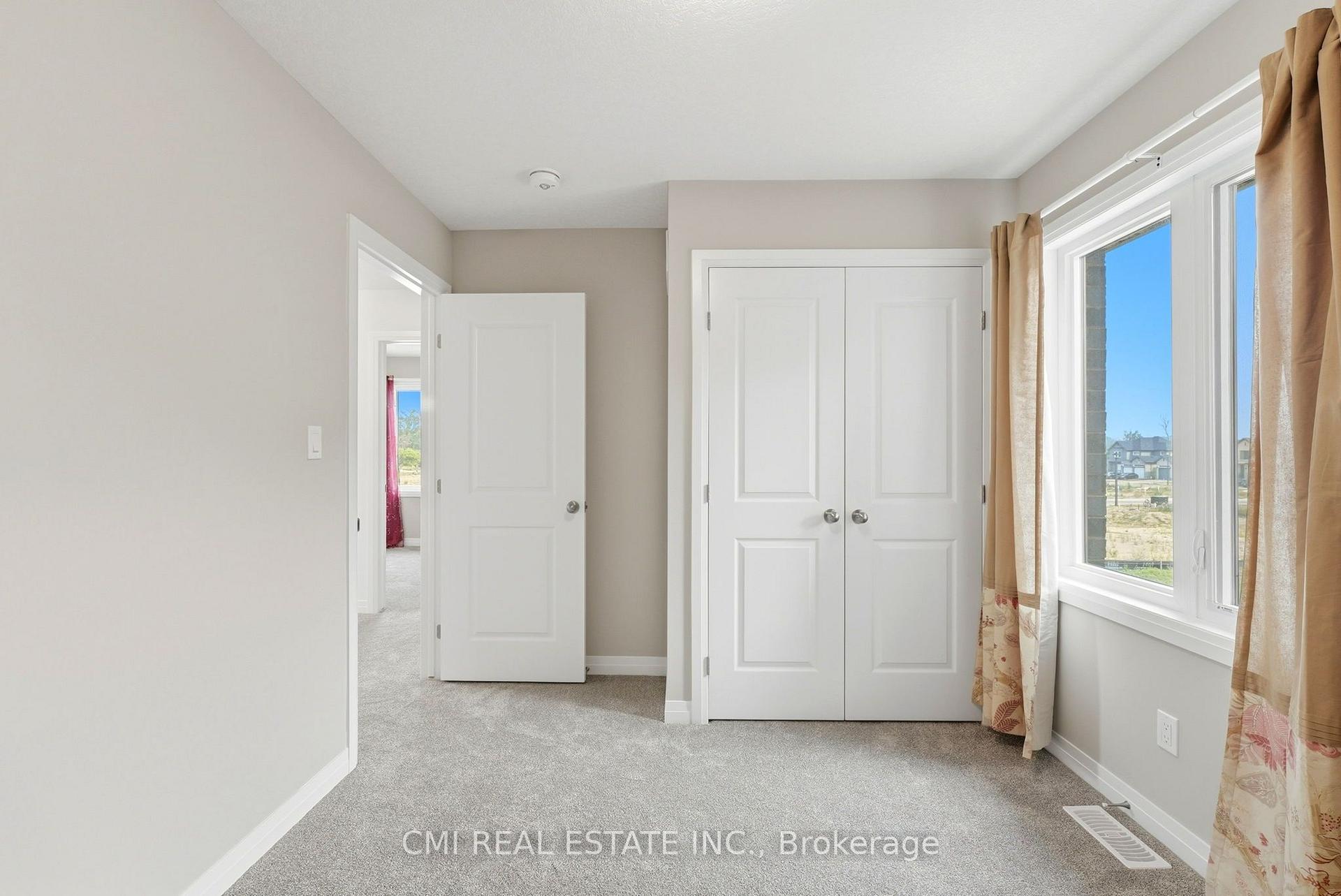 Photo 18 of 128 Dempsey Drive, Stratford — HOMEH