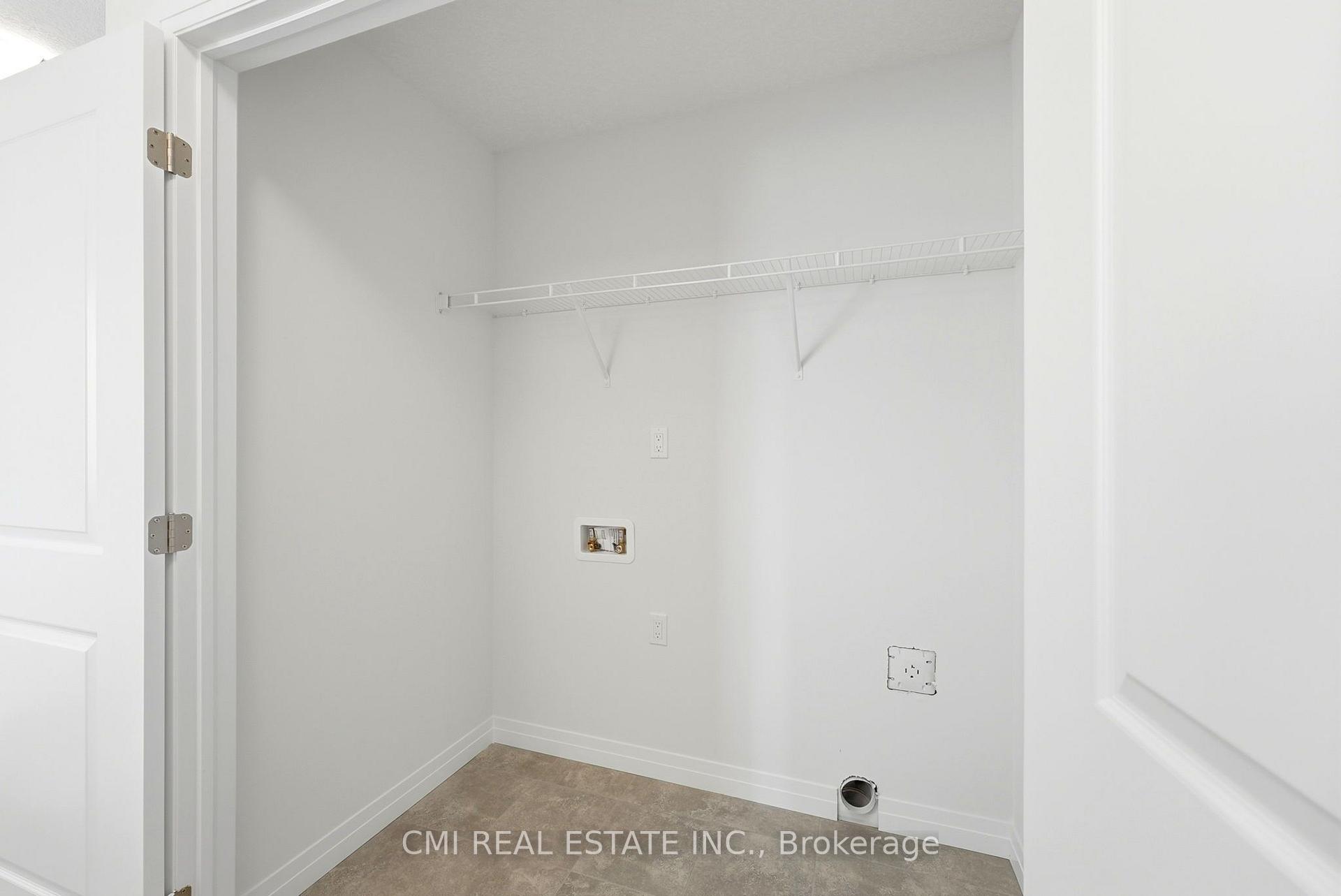Photo 19 of 128 Dempsey Drive, Stratford — HOMEH