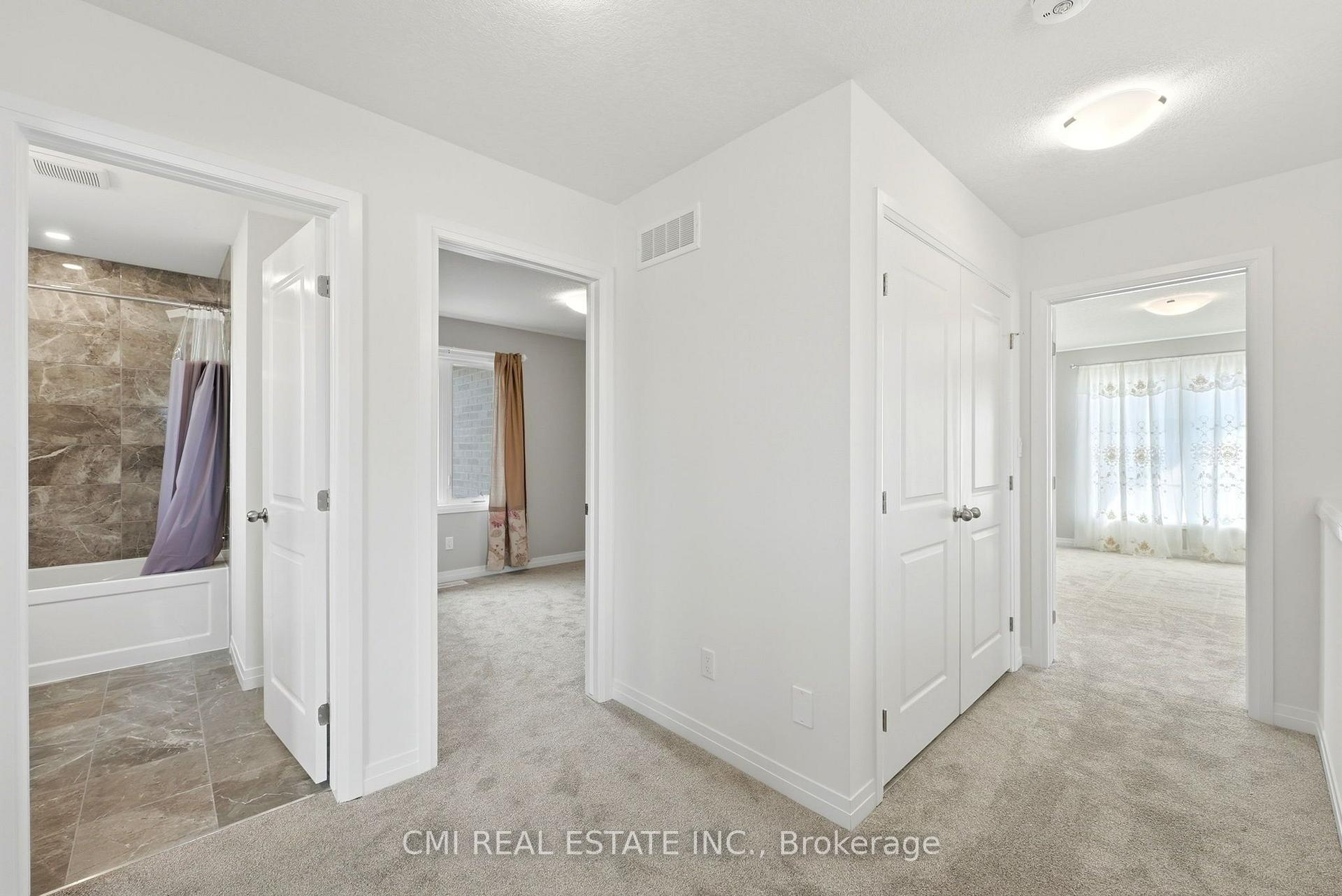 Photo 20 of 128 Dempsey Drive, Stratford — HOMEH