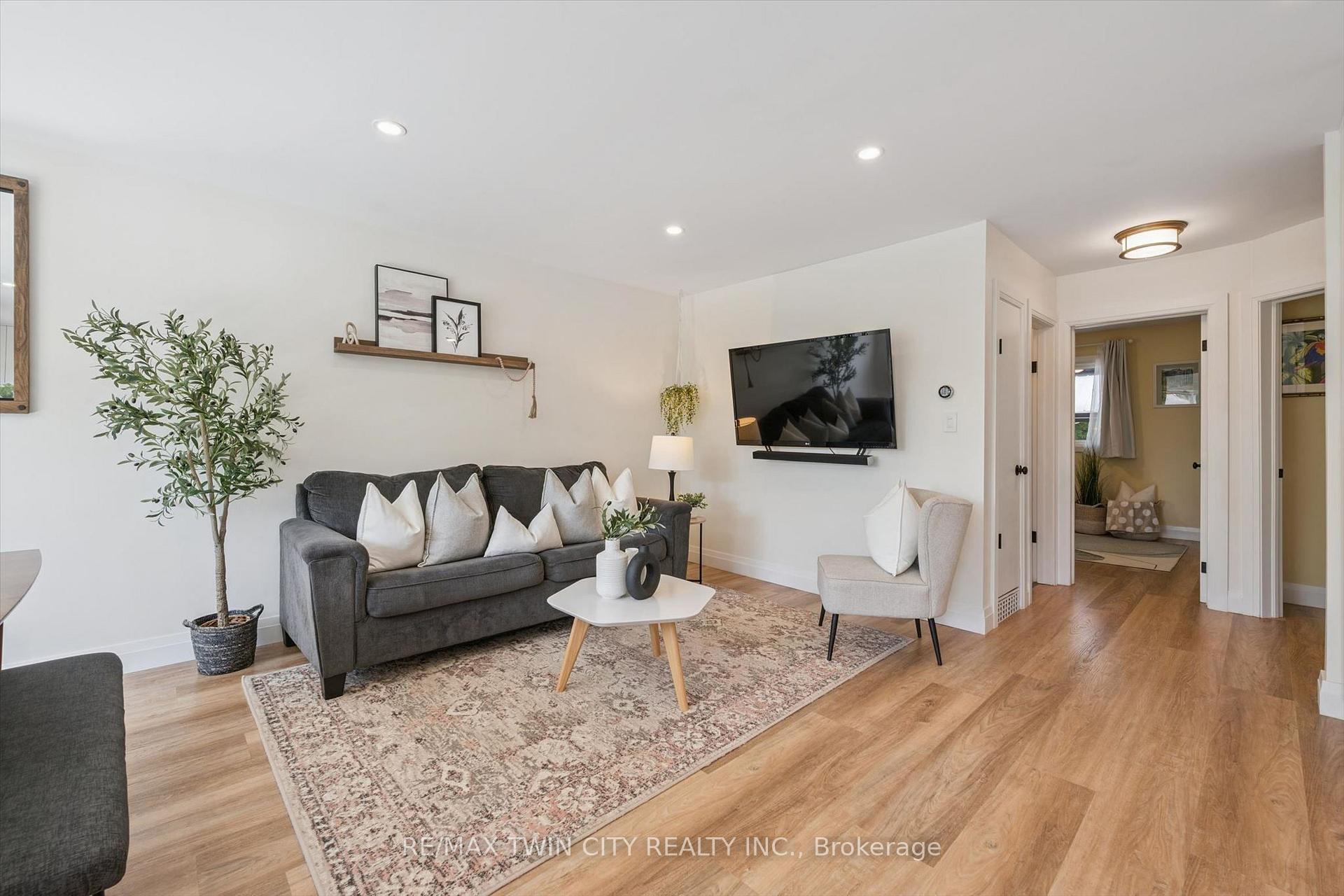 Photo 13 of 475 Stevenson Street N, Guelph, Riverside Park — HOMEH