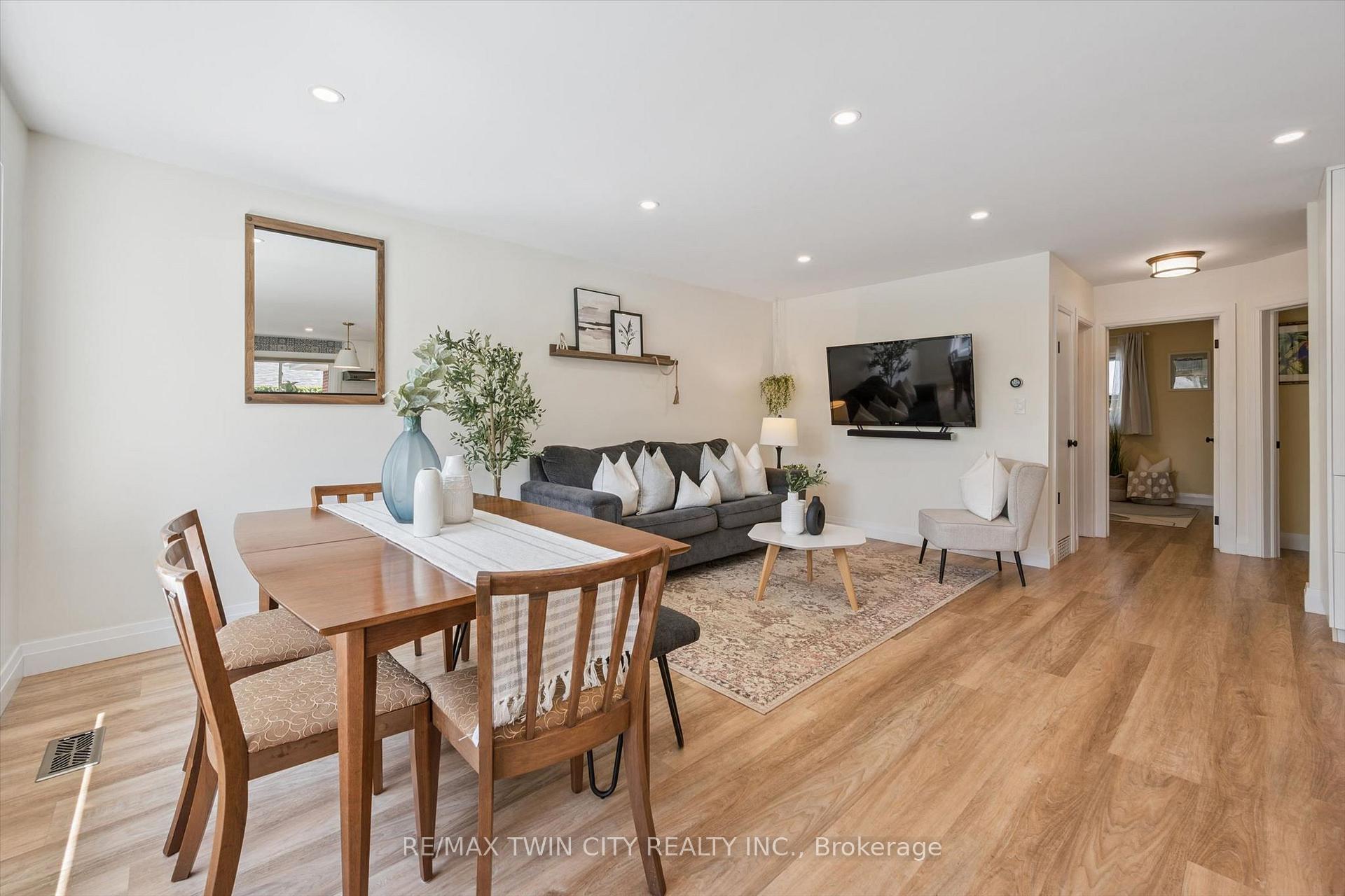 Photo 16 of 475 Stevenson Street N, Guelph, Riverside Park — HOMEH