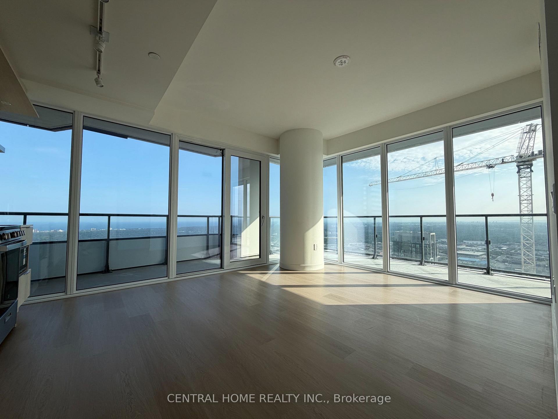 Photo 6 of Unit 5511, 448 Burnhamthorpe Road, Mississauga, City Centre — HOMEH