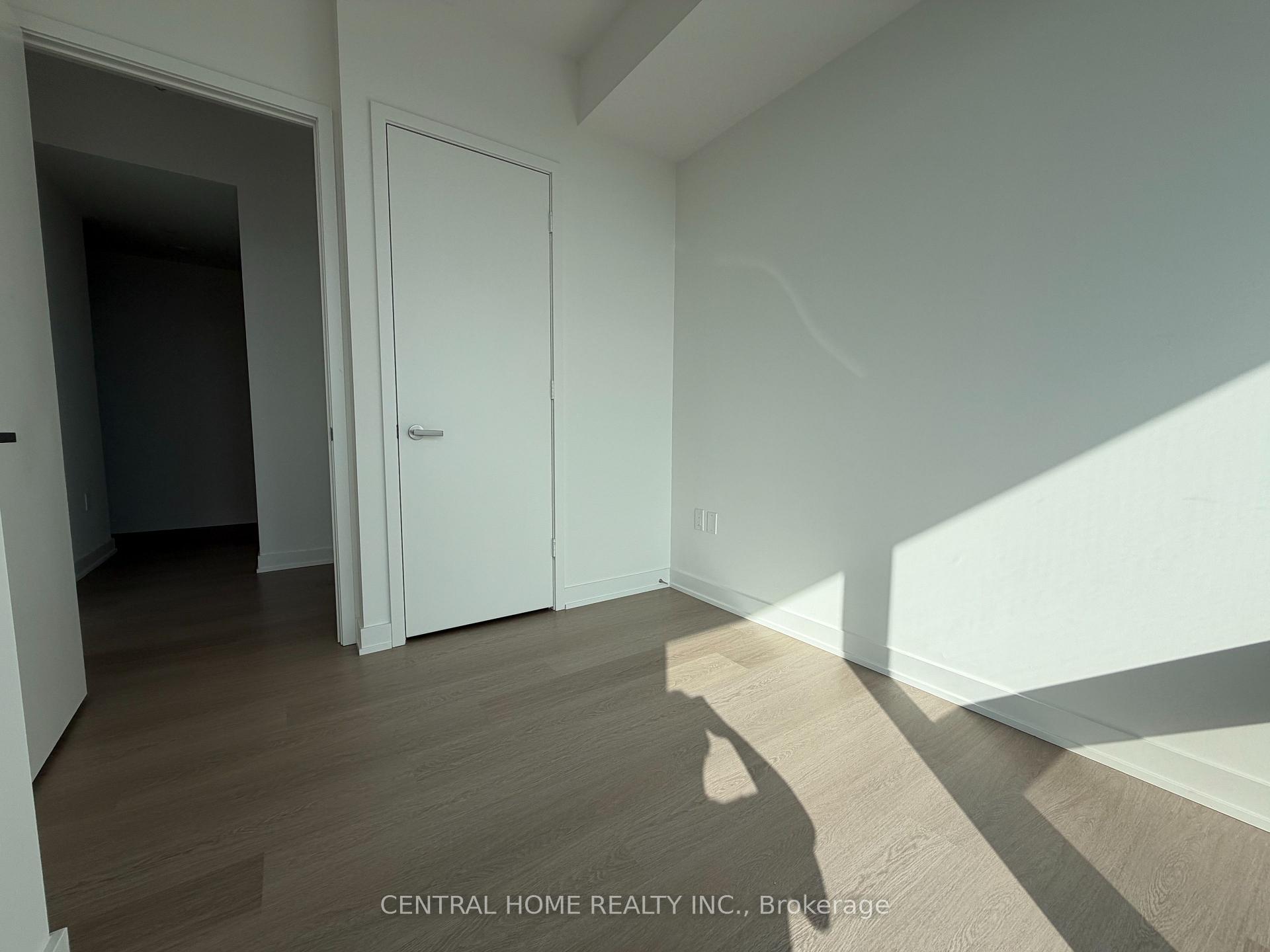 Photo 12 of Unit 5511, 448 Burnhamthorpe Road, Mississauga, City Centre — HOMEH