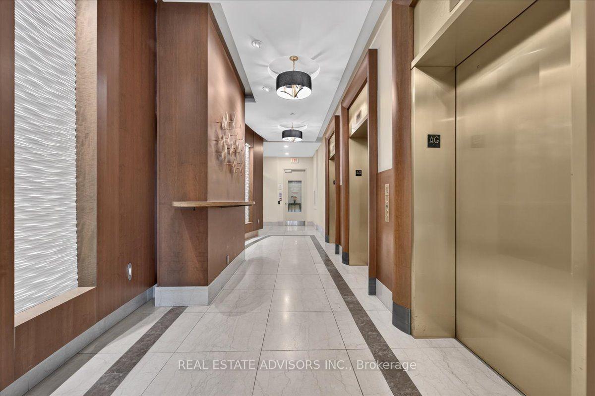 Photo 10 of Unit 608, 100 John Street, Brampton, Downtown Brampton — HOMEH