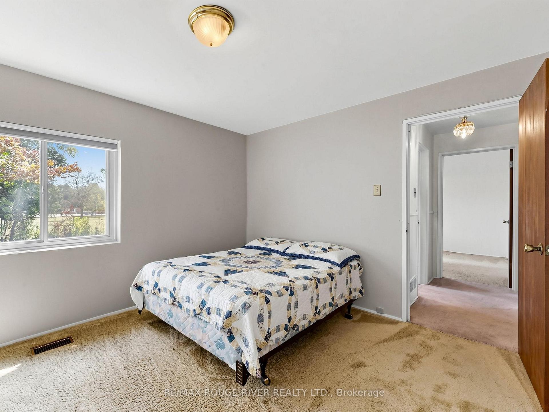 Photo 14 of 99 Oakley Boulevard, Scarborough, Bendale — HOMEH
