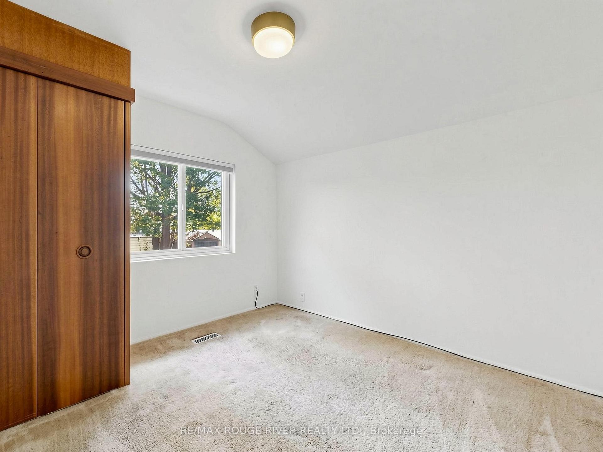Photo 19 of 99 Oakley Boulevard, Scarborough, Bendale — HOMEH