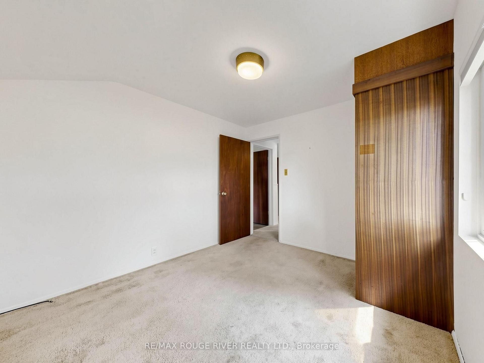 Photo 21 of 99 Oakley Boulevard, Scarborough, Bendale — HOMEH