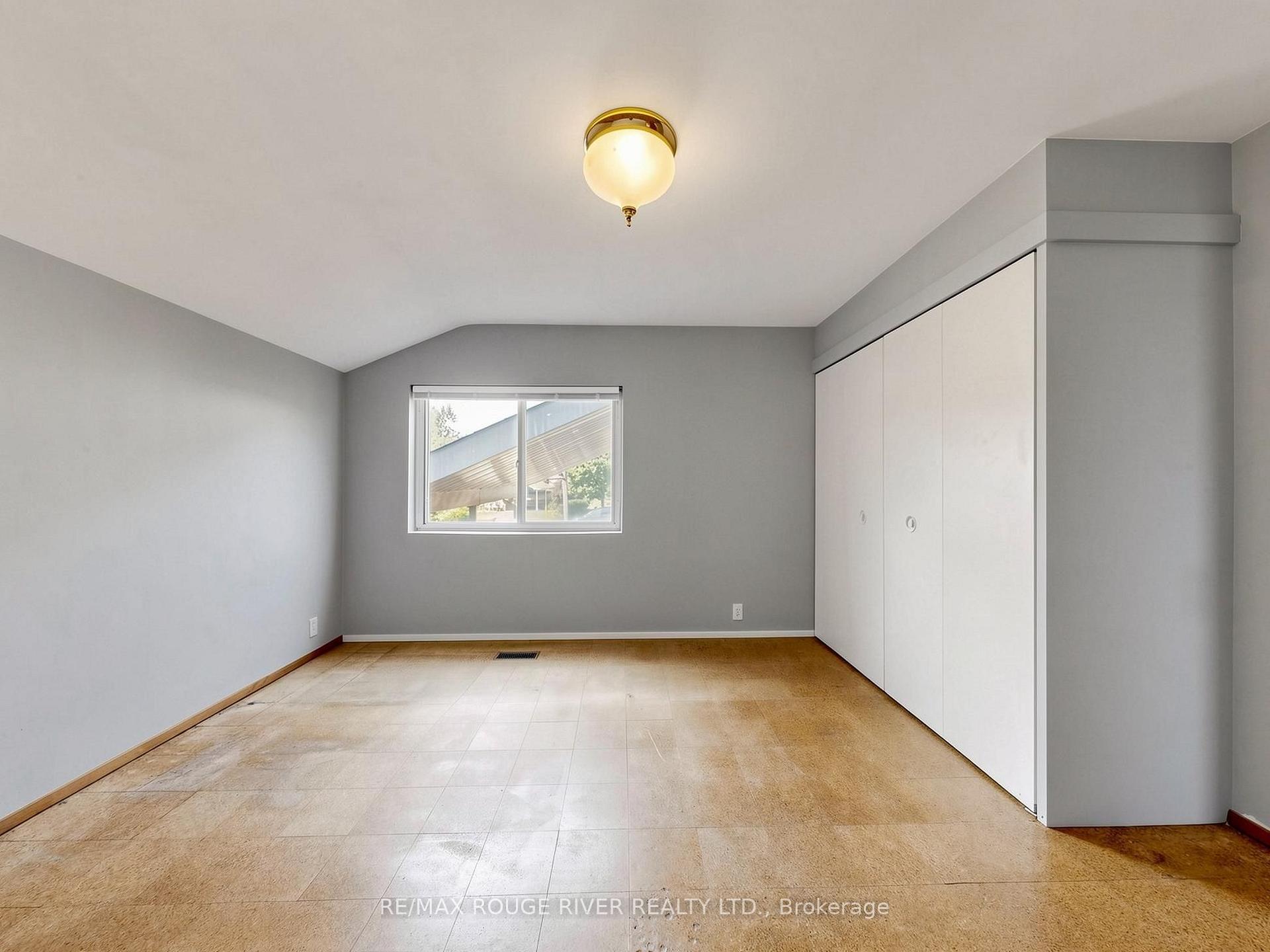 Photo 23 of 99 Oakley Boulevard, Scarborough, Bendale — HOMEH