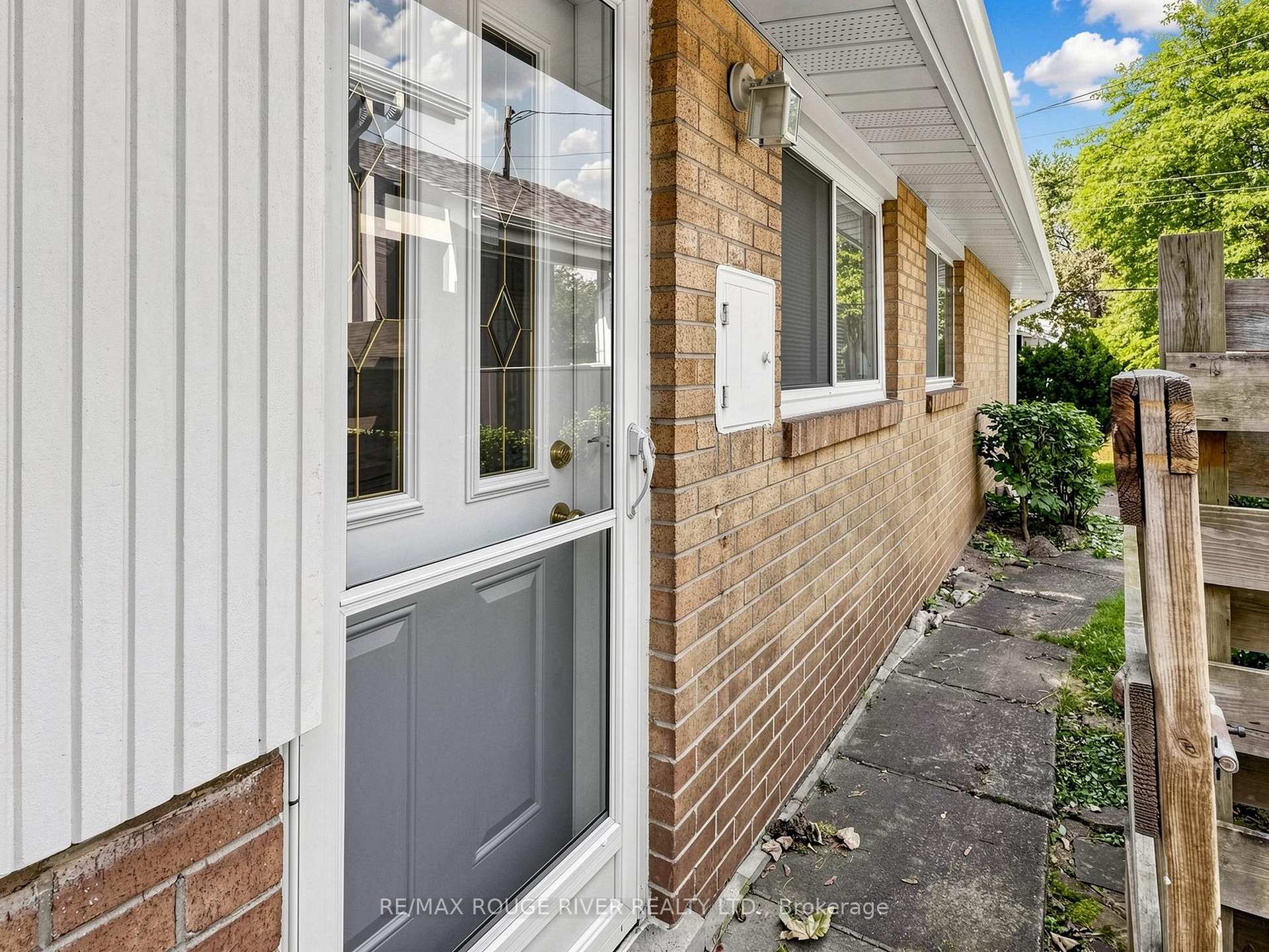 Photo 33 of 99 Oakley Boulevard, Scarborough, Bendale — HOMEH
