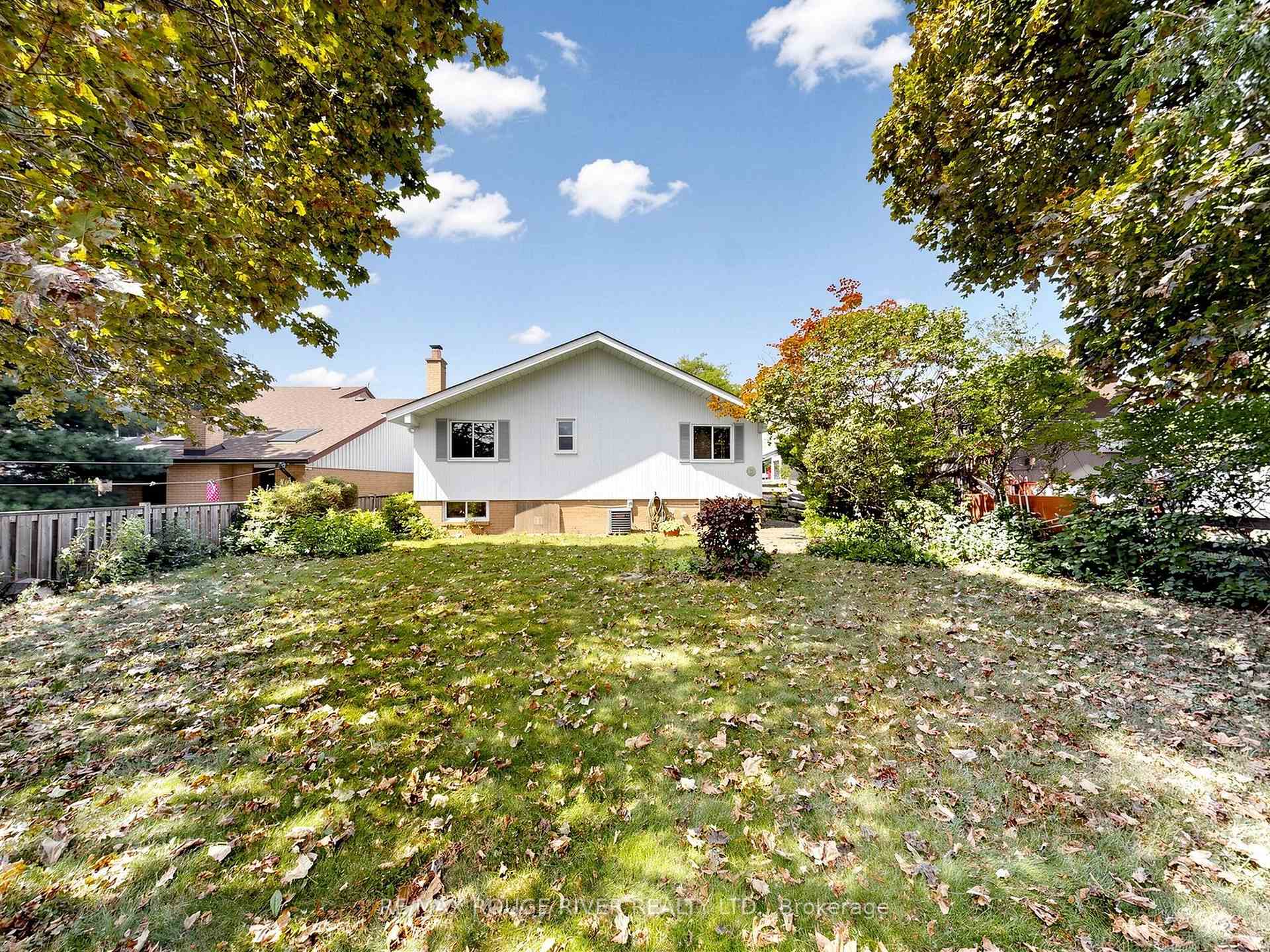 Photo 35 of 99 Oakley Boulevard, Scarborough, Bendale — HOMEH