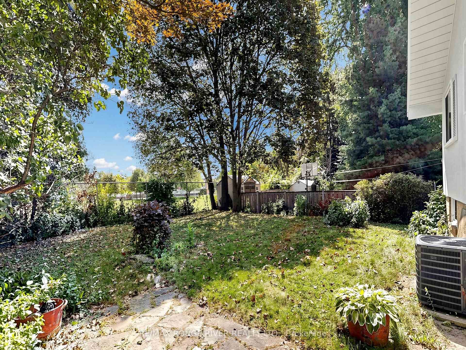 Photo 36 of 99 Oakley Boulevard, Scarborough, Bendale — HOMEH