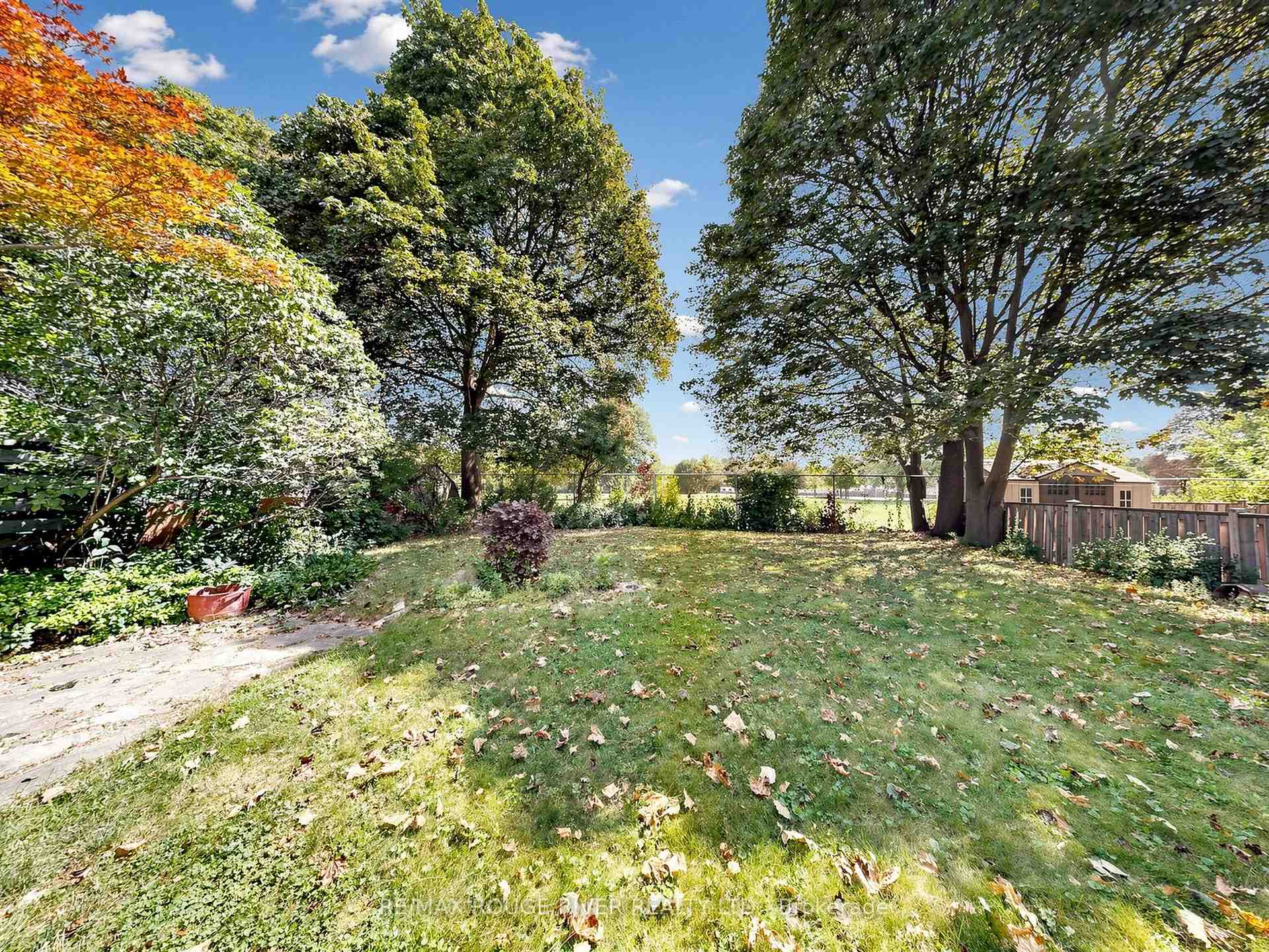 Photo 37 of 99 Oakley Boulevard, Scarborough, Bendale — HOMEH