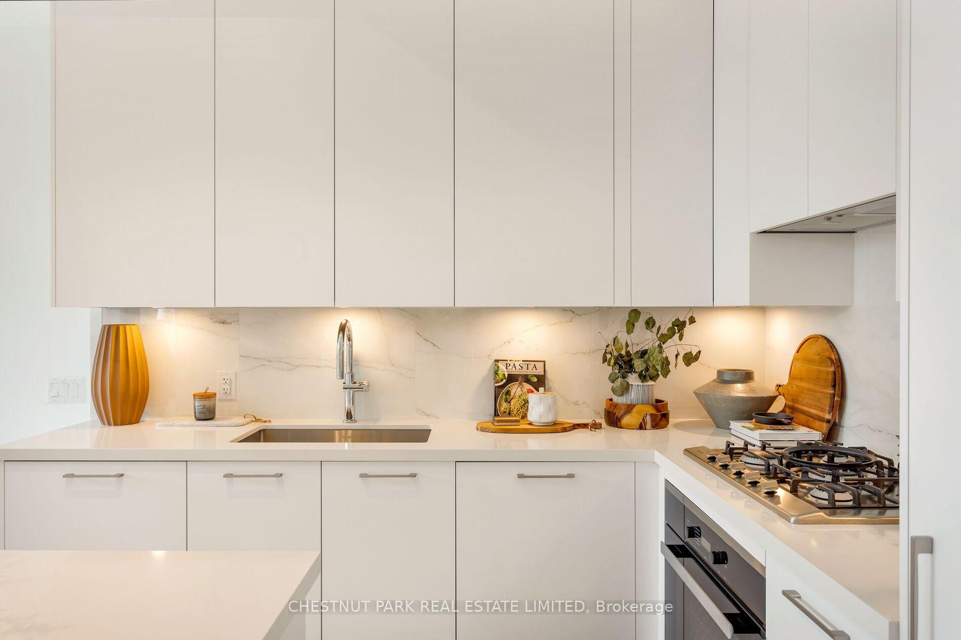 Photo 13 of Unit TH12, 33 Frederick Todd Way, Toronto, Thorncliffe Park — HOMEH