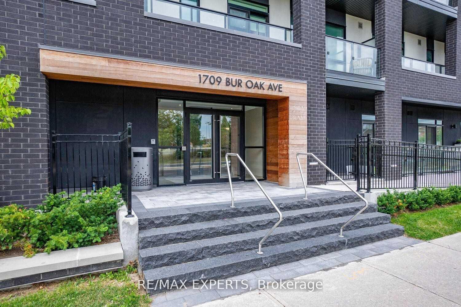 Photo of Unit 309, 1709 Bur Oak Avenue