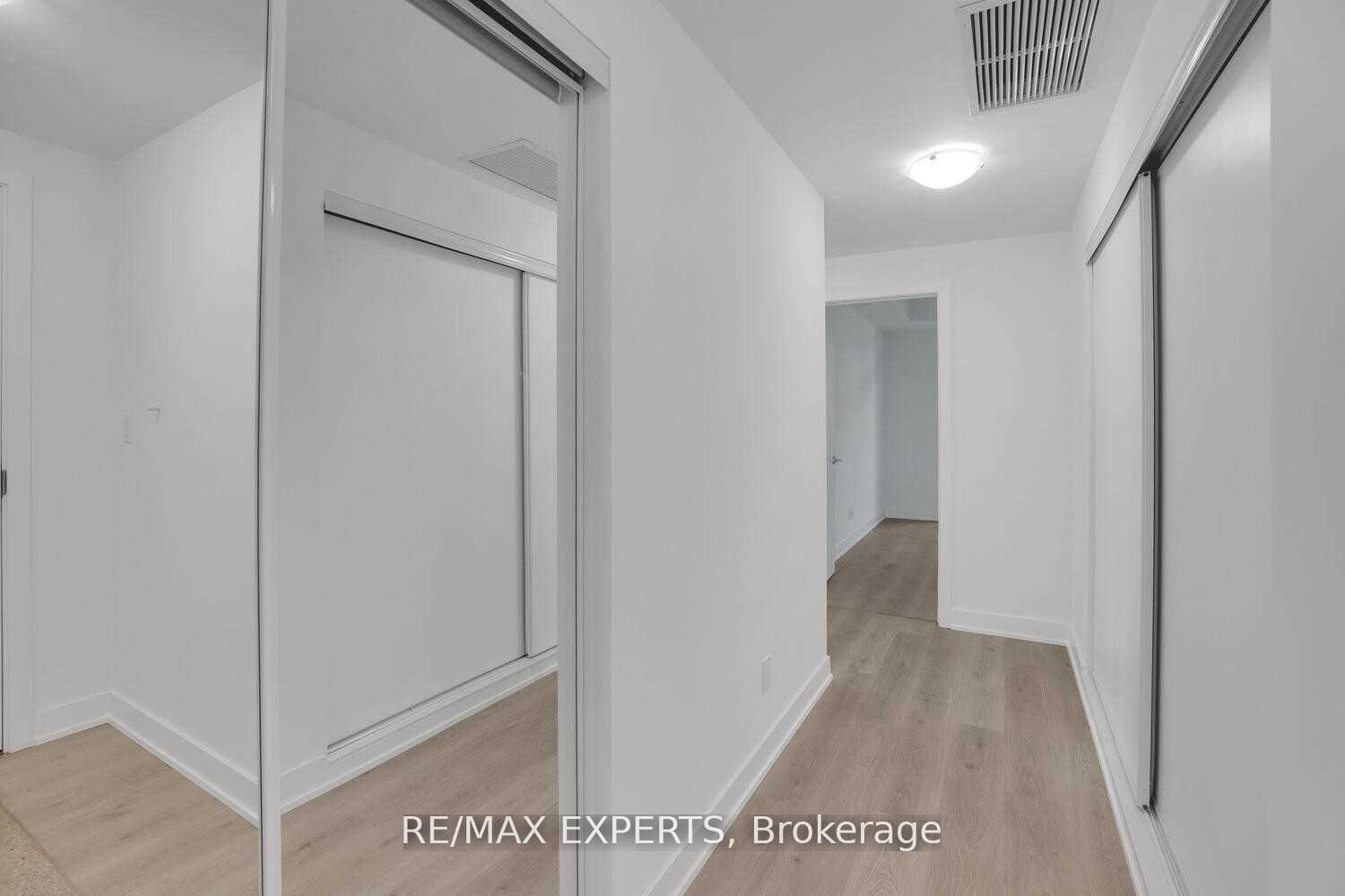 Photo 7 of Unit 309, 1709 Bur Oak Avenue, Markham, Wismer — HOMEH