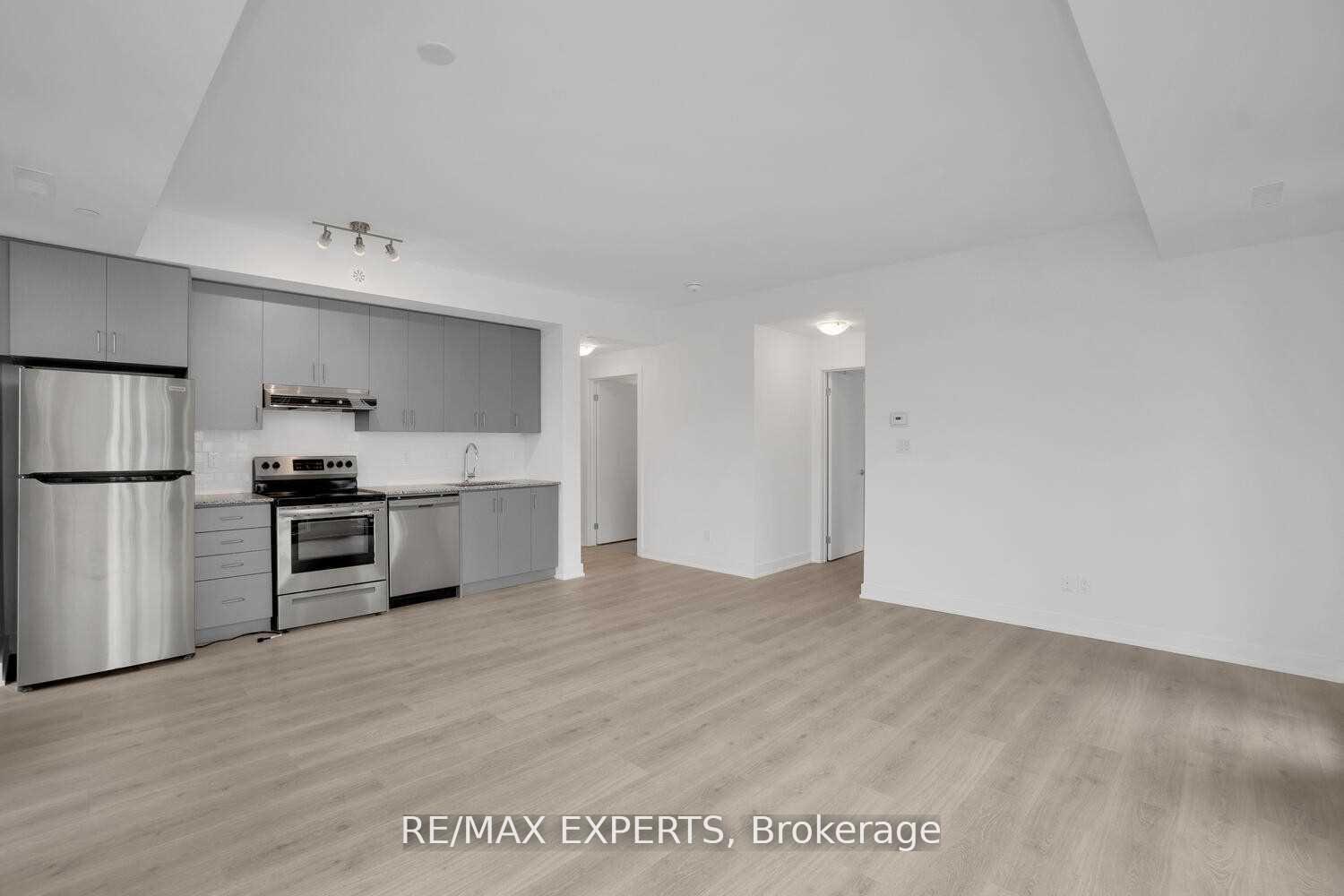 Photo 14 of Unit 309, 1709 Bur Oak Avenue, Markham, Wismer — HOMEH