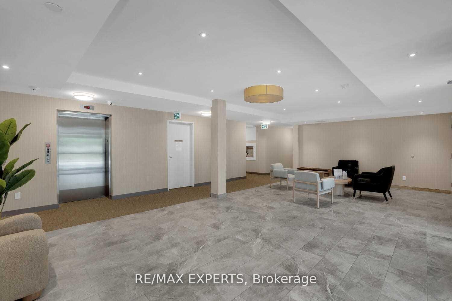 Photo 20 of Unit 309, 1709 Bur Oak Avenue, Markham, Wismer — HOMEH