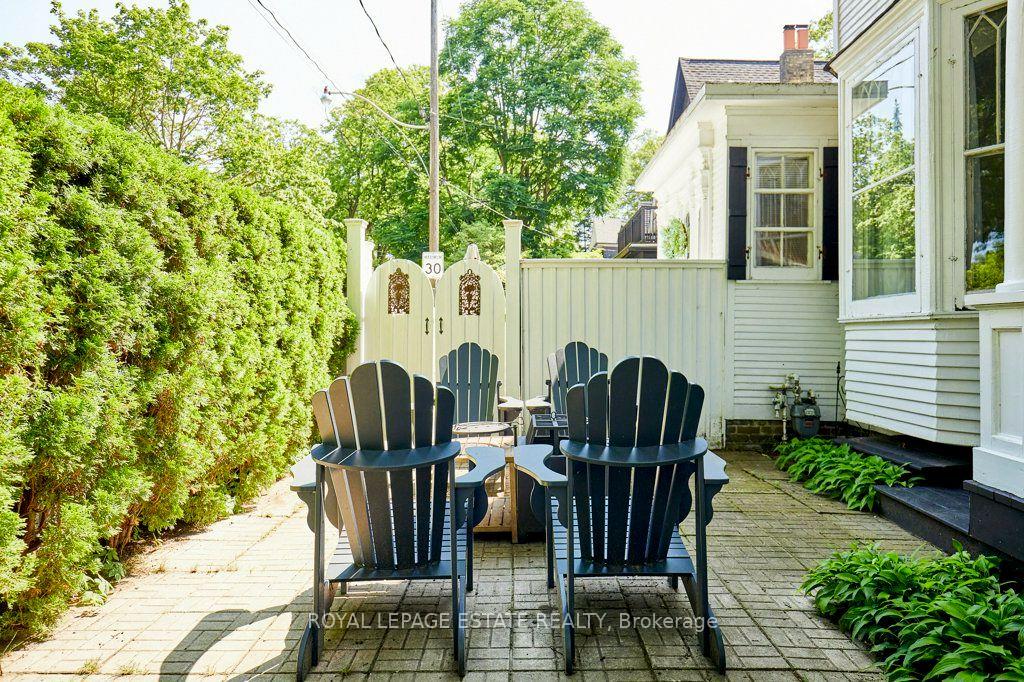 Photo 8 of 57 Silver Birch Avenue, Toronto, The Beaches — HOMEH