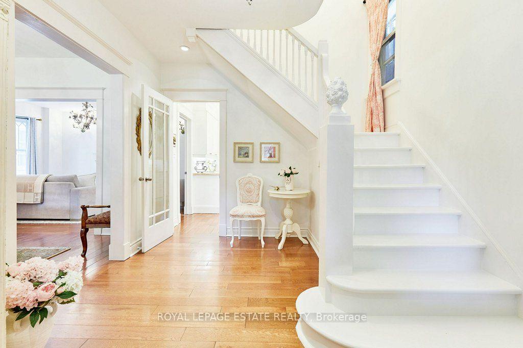 Photo 10 of 57 Silver Birch Avenue, Toronto, The Beaches — HOMEH