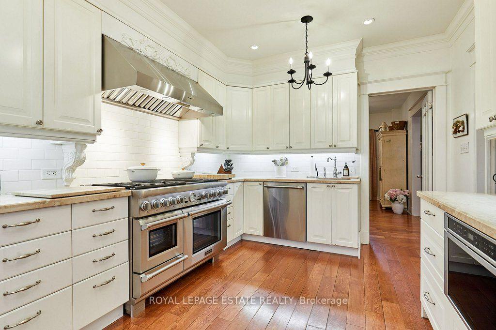 Photo 18 of 57 Silver Birch Avenue, Toronto, The Beaches — HOMEH